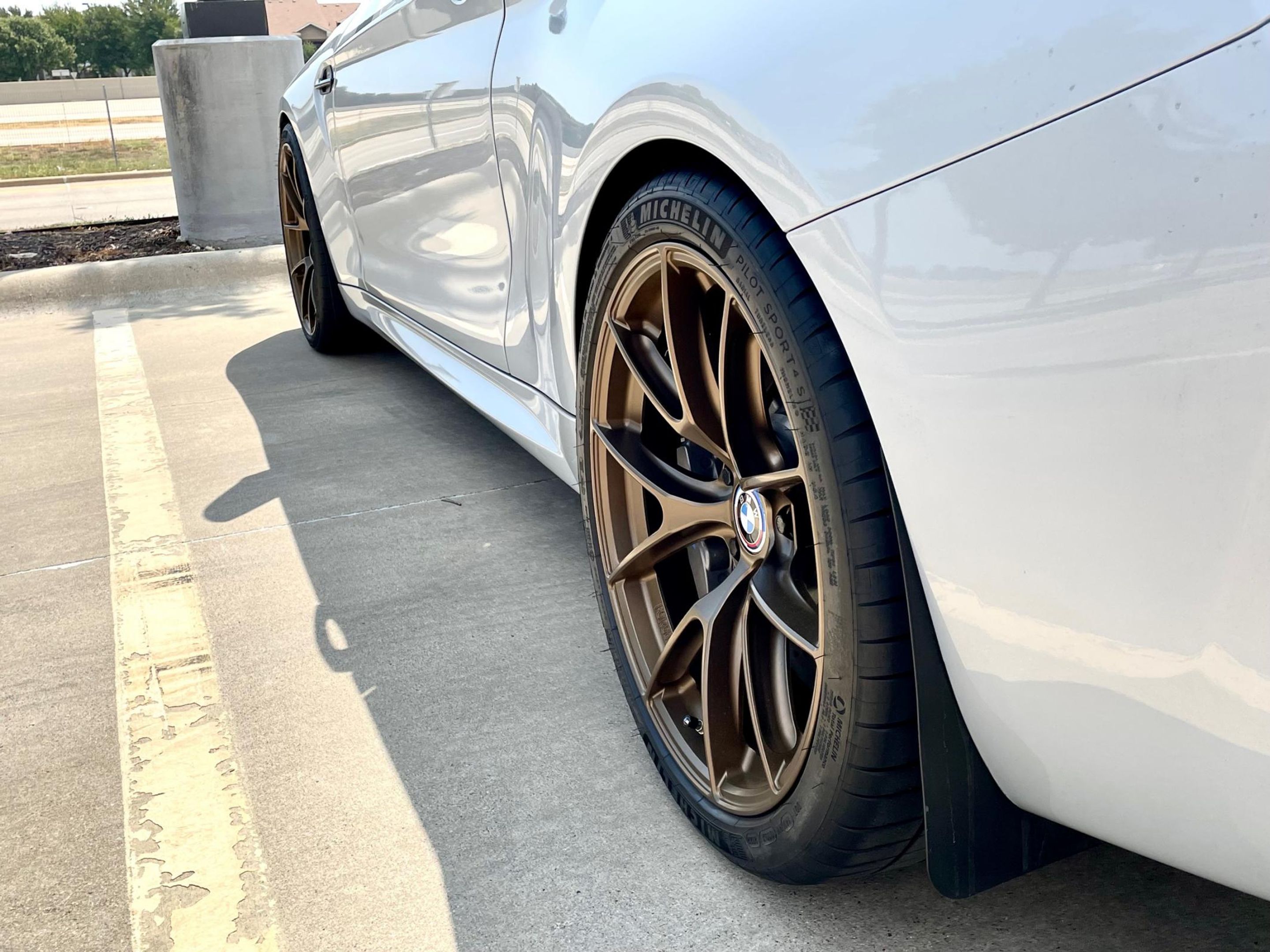 Silver BMW F87 M2 with 19" VS-5RS Apex wheels in Satin Bronze