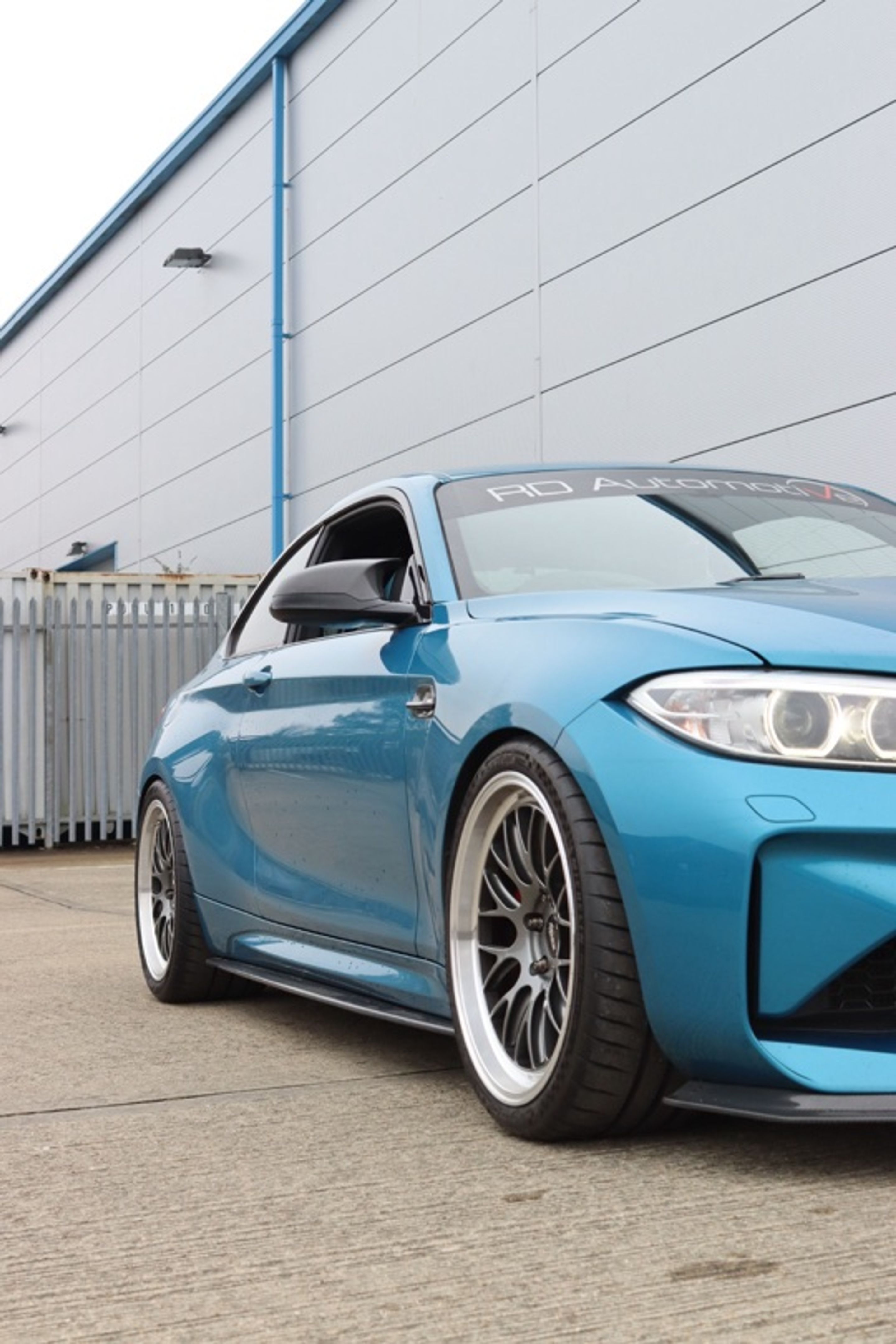 Blue BMW F87 M2 with 19" ML-10RT Apex wheels in Machined Lip Anthracite