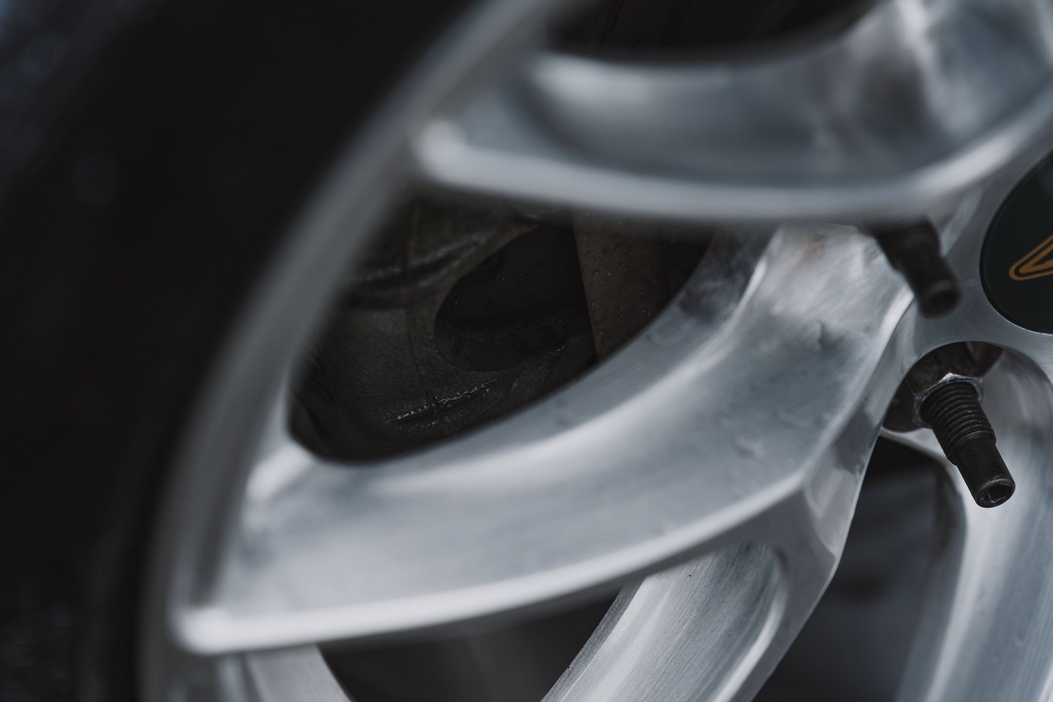 Green BMW E36 M3 with 17" VS-5RS Apex wheels in Brushed Clear