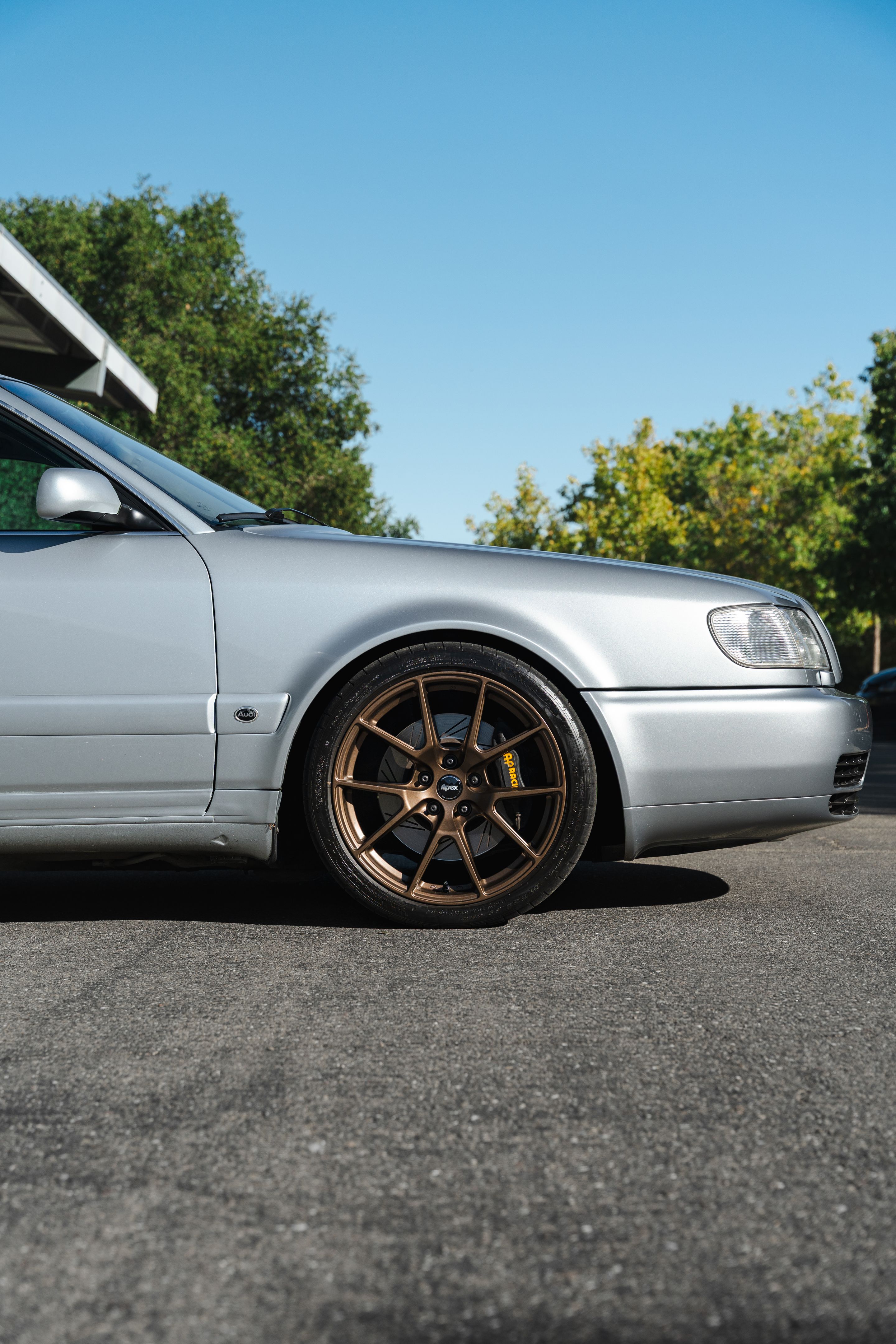 Silver Audi C4 S6 Avant/Wagon with 18" VS-5 Apex wheels in Satin Bronze