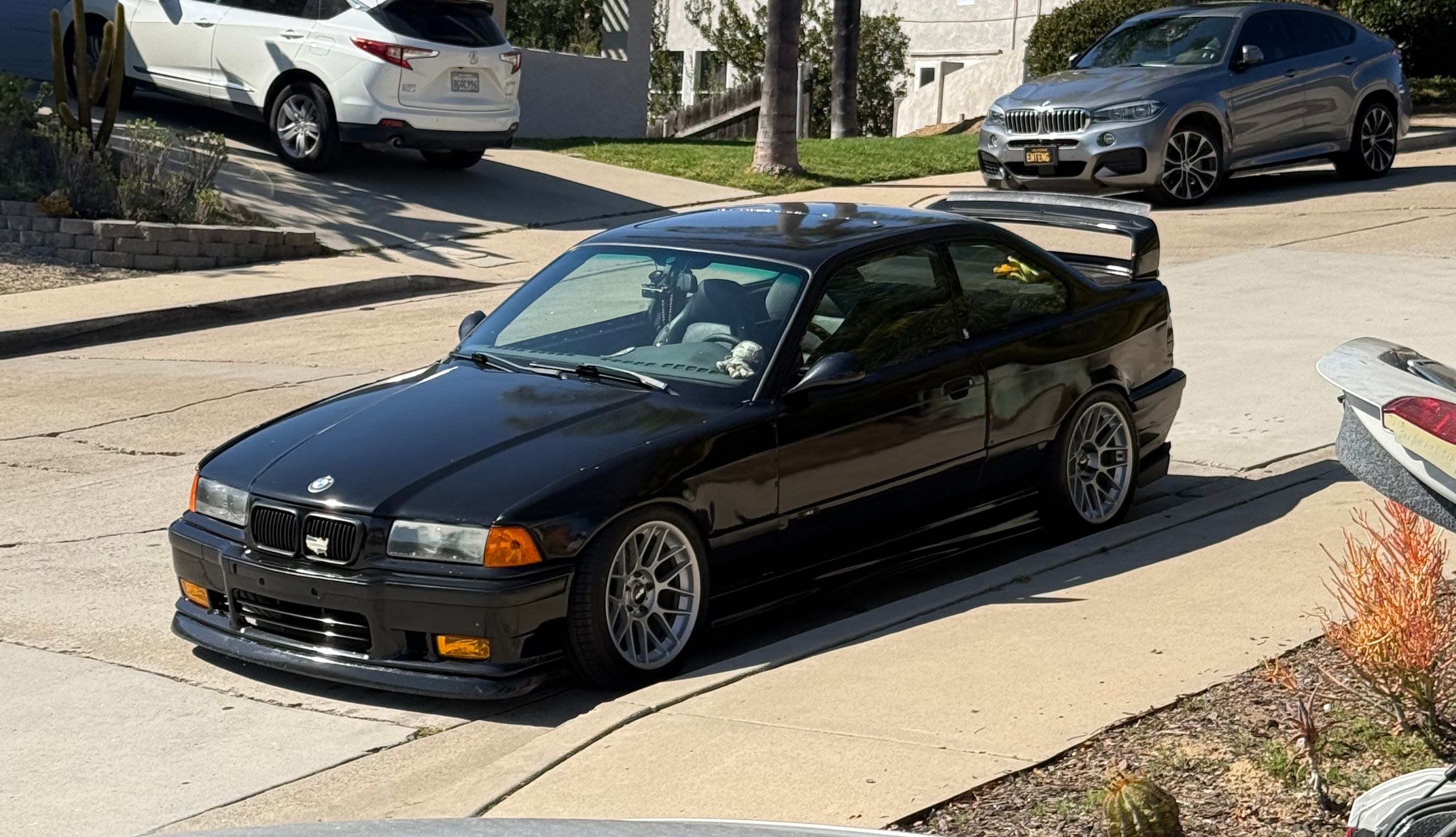 Yellow BMW E36 M3 with 17" ARC-8 Apex wheels in Race Silver