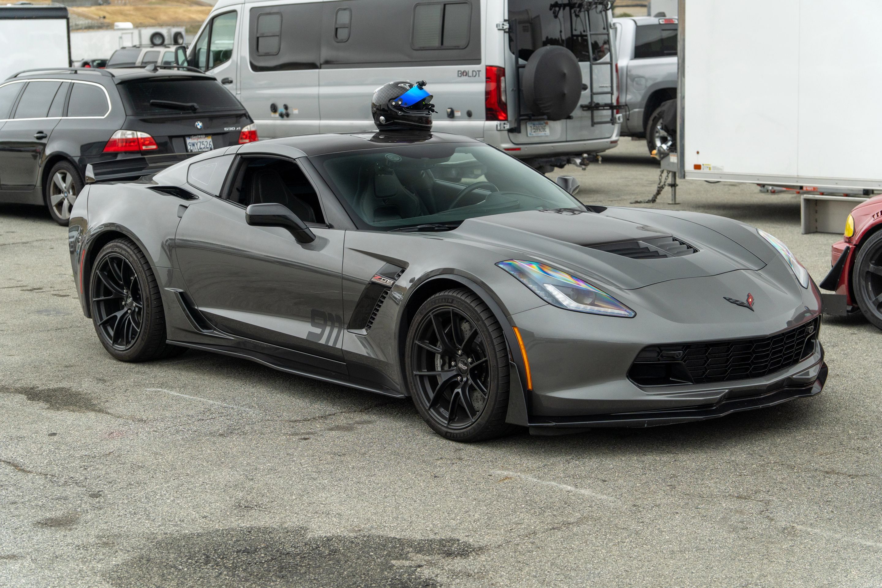 Grey Chevrolet C7 Corvette Z06 with 19" VS-5RS Apex wheels in Satin Black