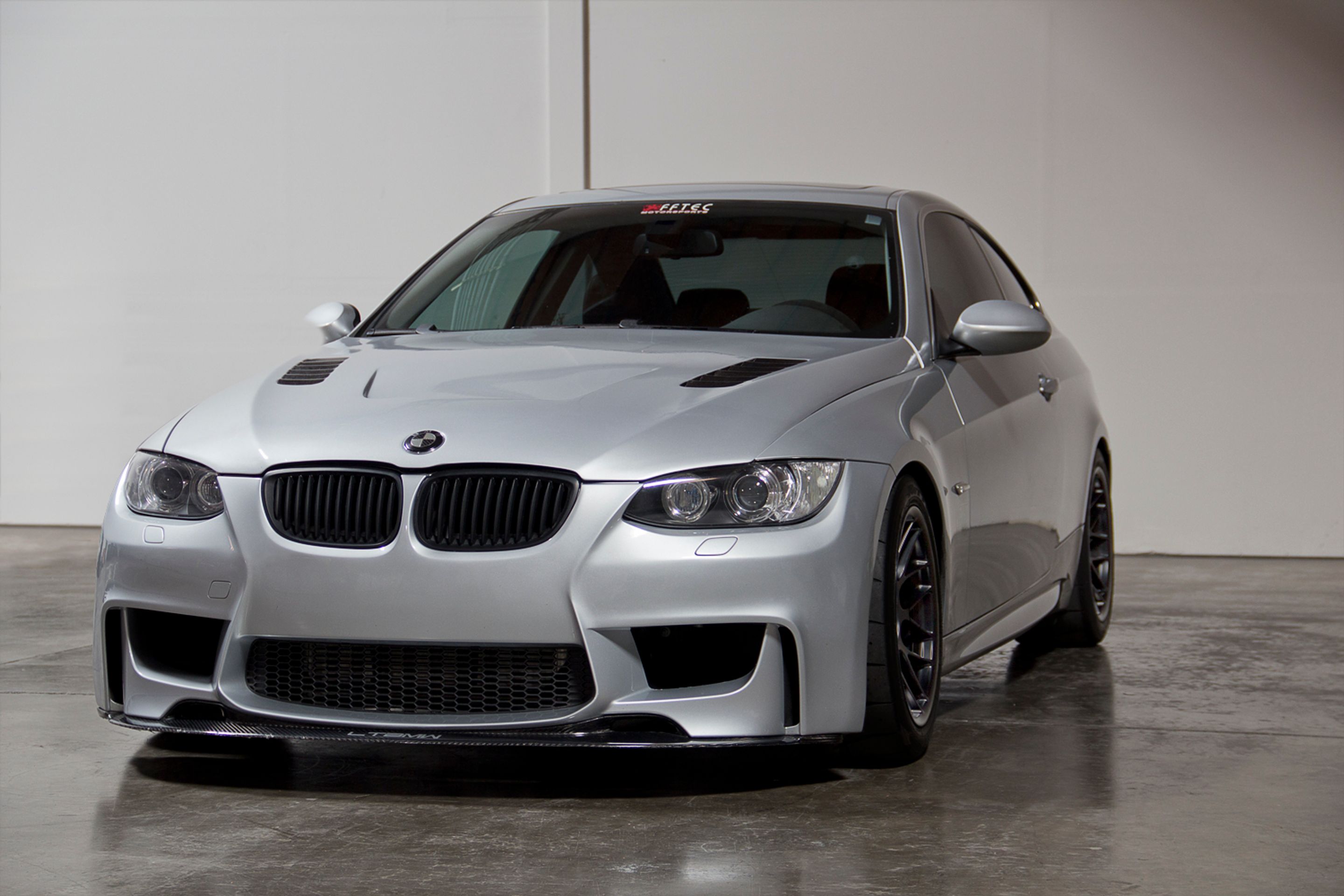 Silver BMW E92 Coupe 3 Series with 17" ARC-8 Apex wheels in Anthracite