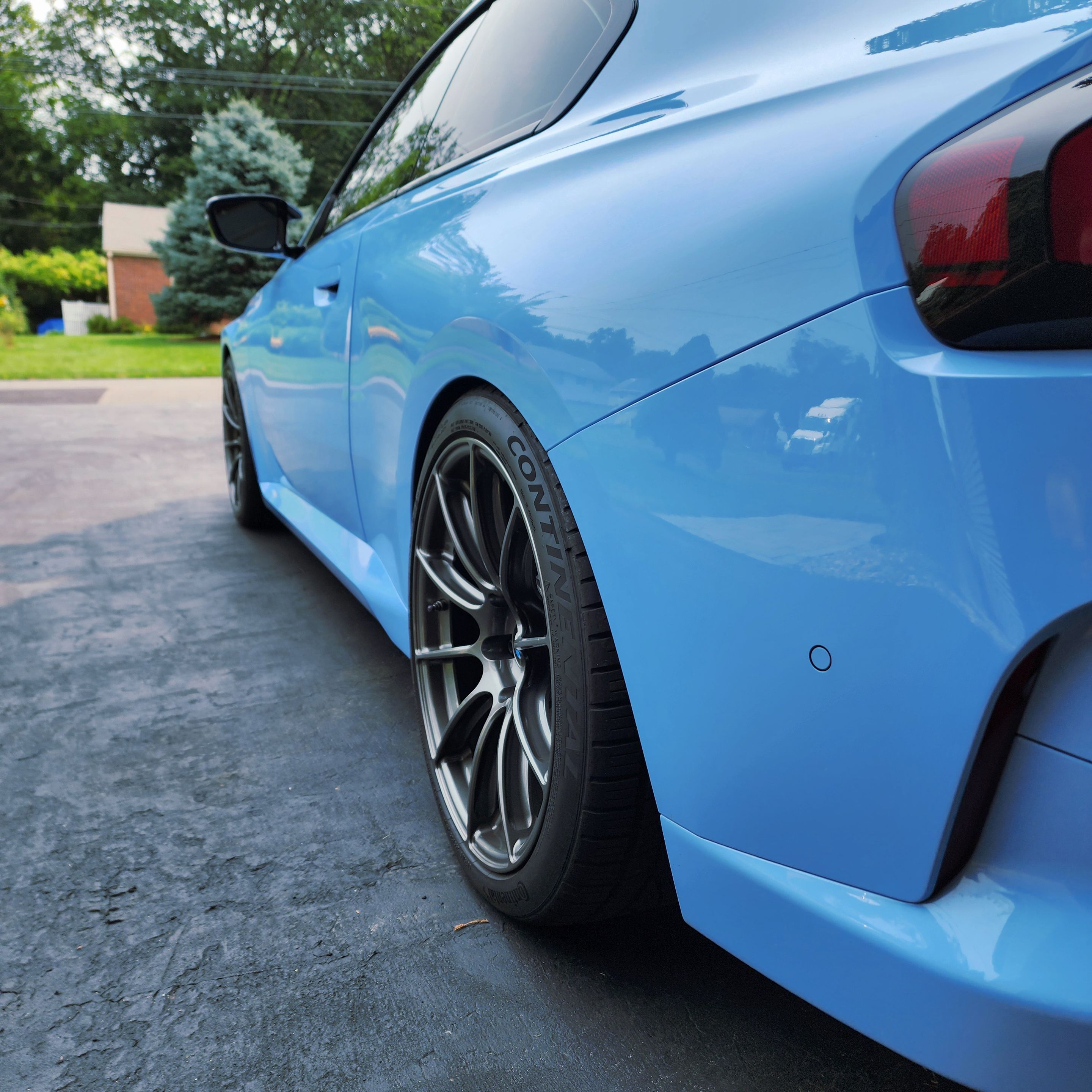 Blue BMW G42 2 Series with 19" SM-10RS Apex wheels in Anthracite