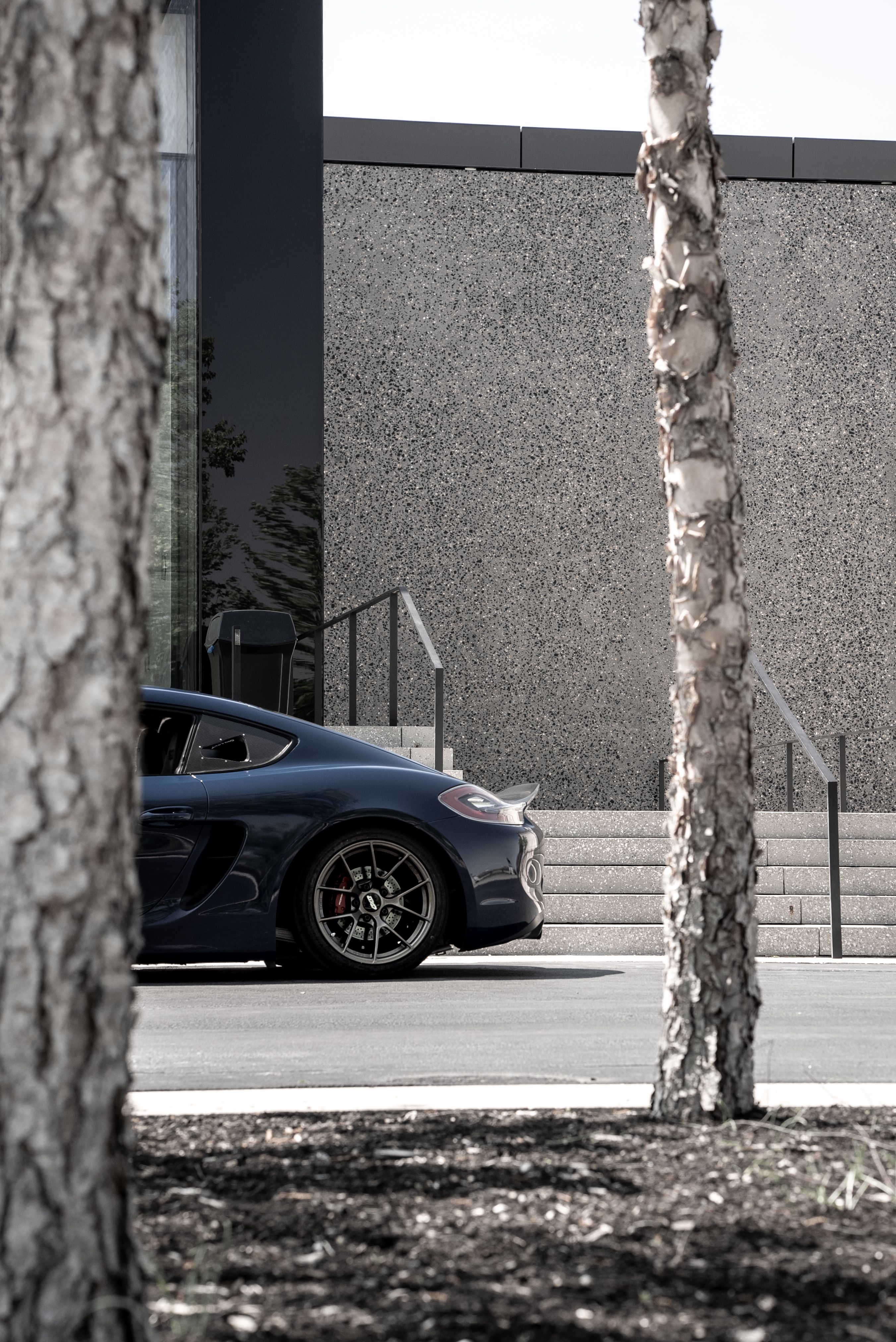 Blue Porsche 981 Cayman GTS with 18" VS-5RS Apex wheels in Satin Bronze