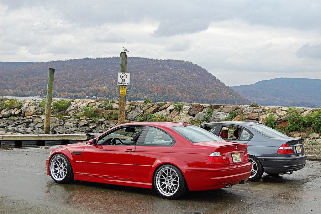 Red BMW E46 M3 with 18" ARC-8 Apex wheels in Hyper Silver