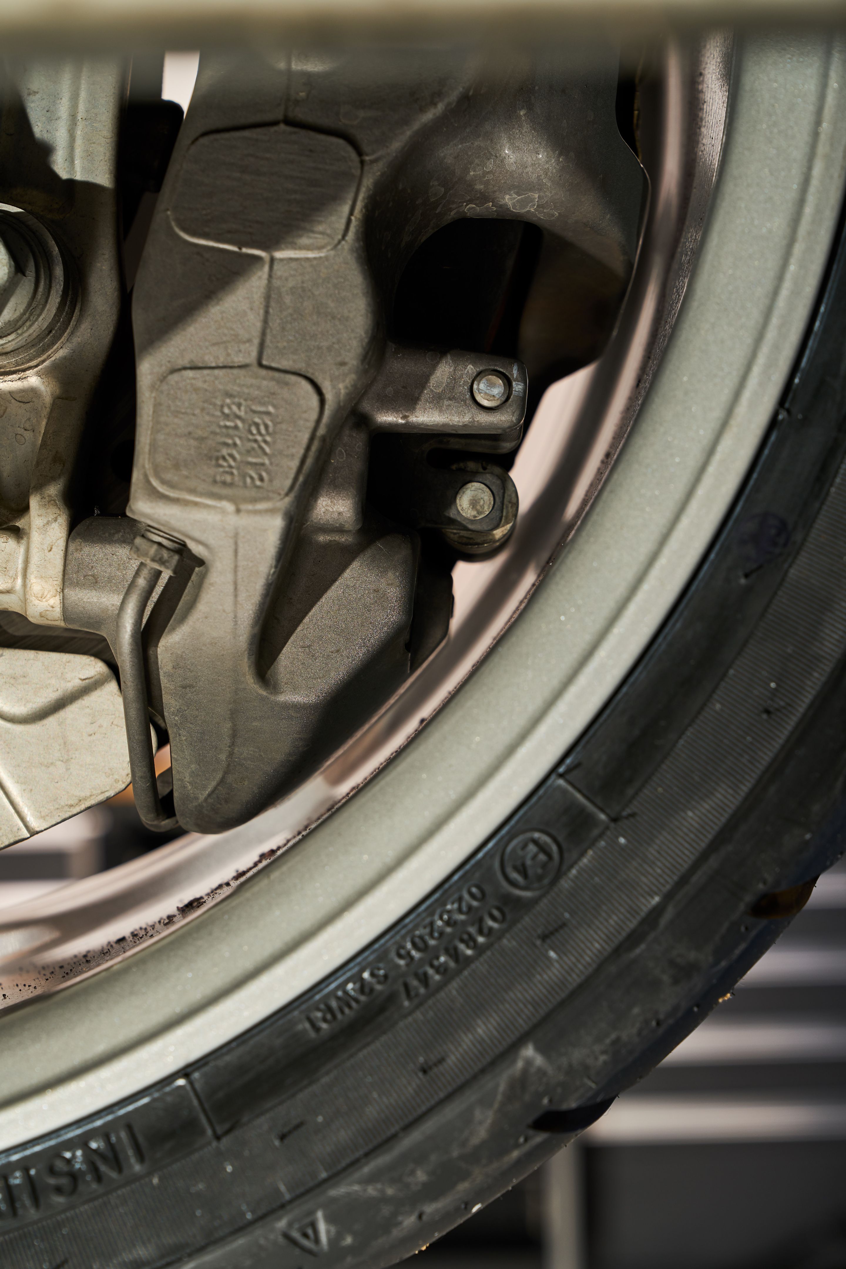 Blue BMW F87 M2 with 19" EC-7 Apex wheels in Race Silver