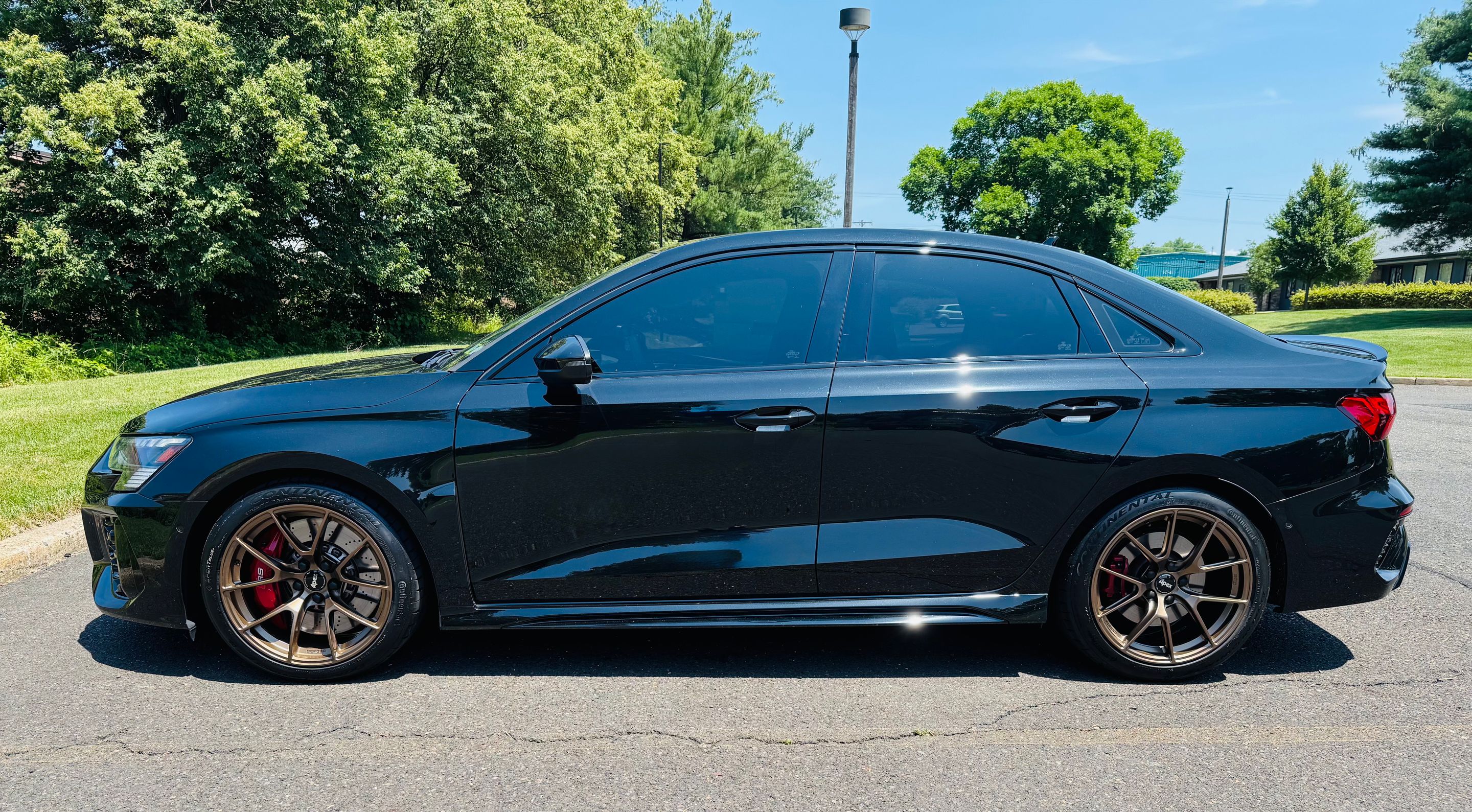 Black Audi 8Y RS 3 with 18" VS-5RS Apex wheels in Satin Bronze