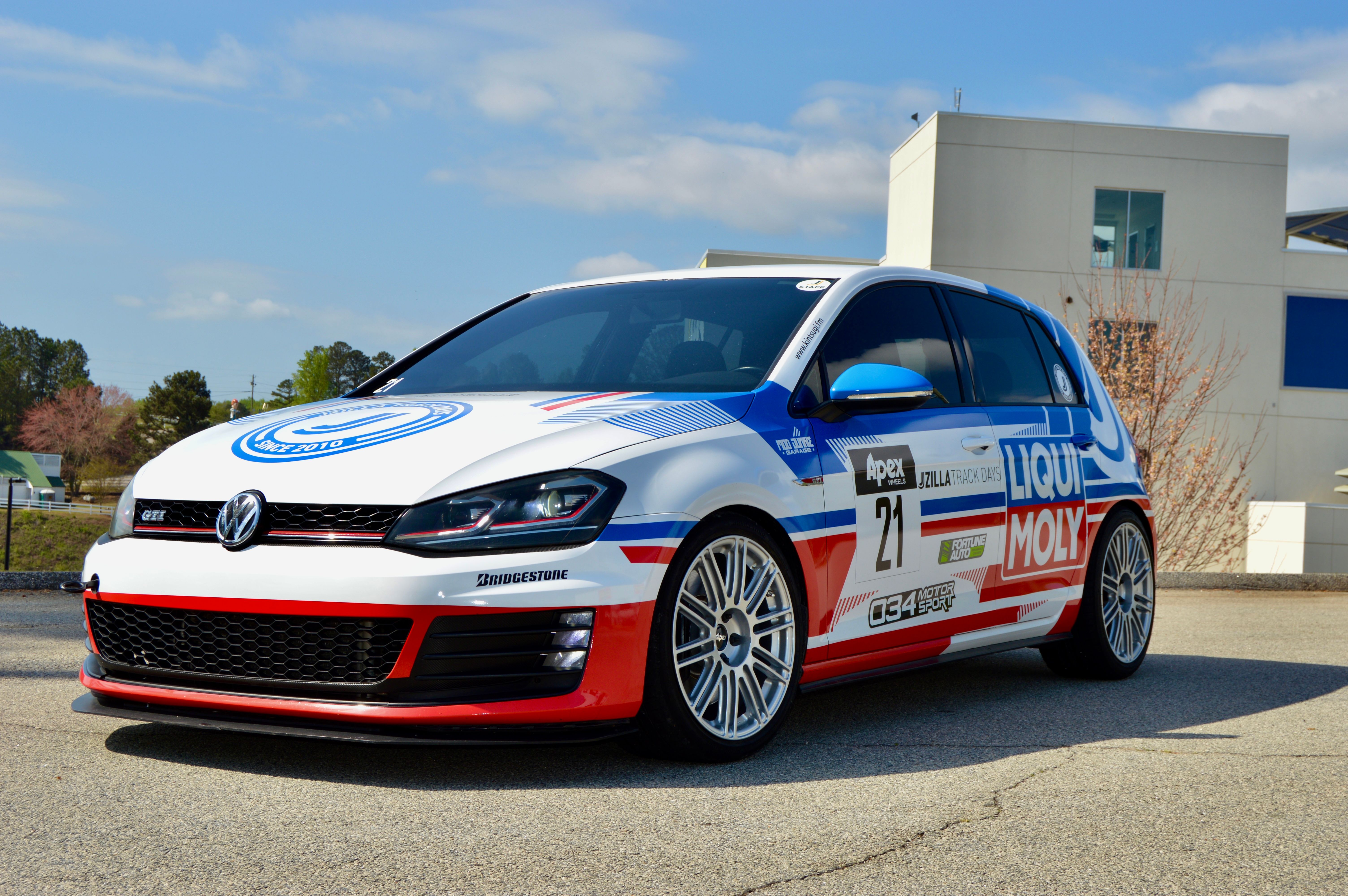 Race Livery VW GTI - TC-10RT in Race Silver