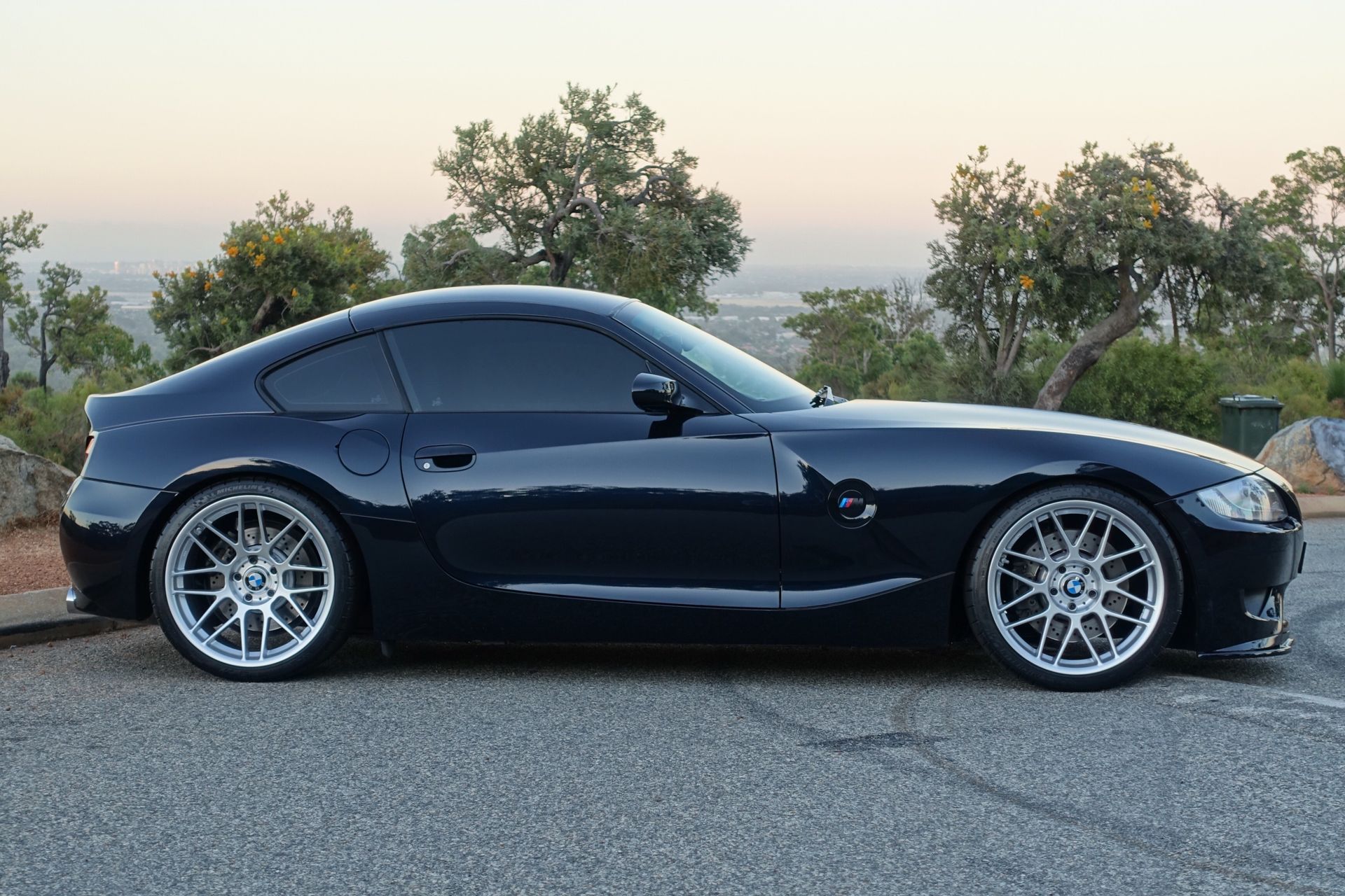 BMW E86 Coupe Z4 M with 19