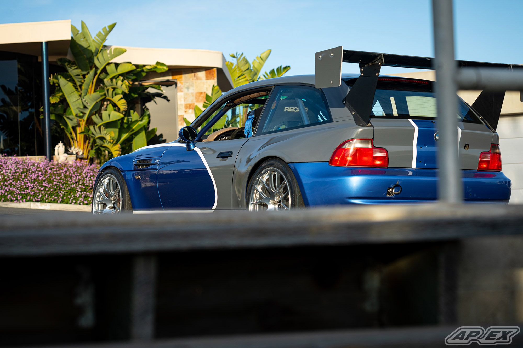 Blue BMW E36/8 Coupe Z3 M with 18" EC-7R Apex wheels in Polished