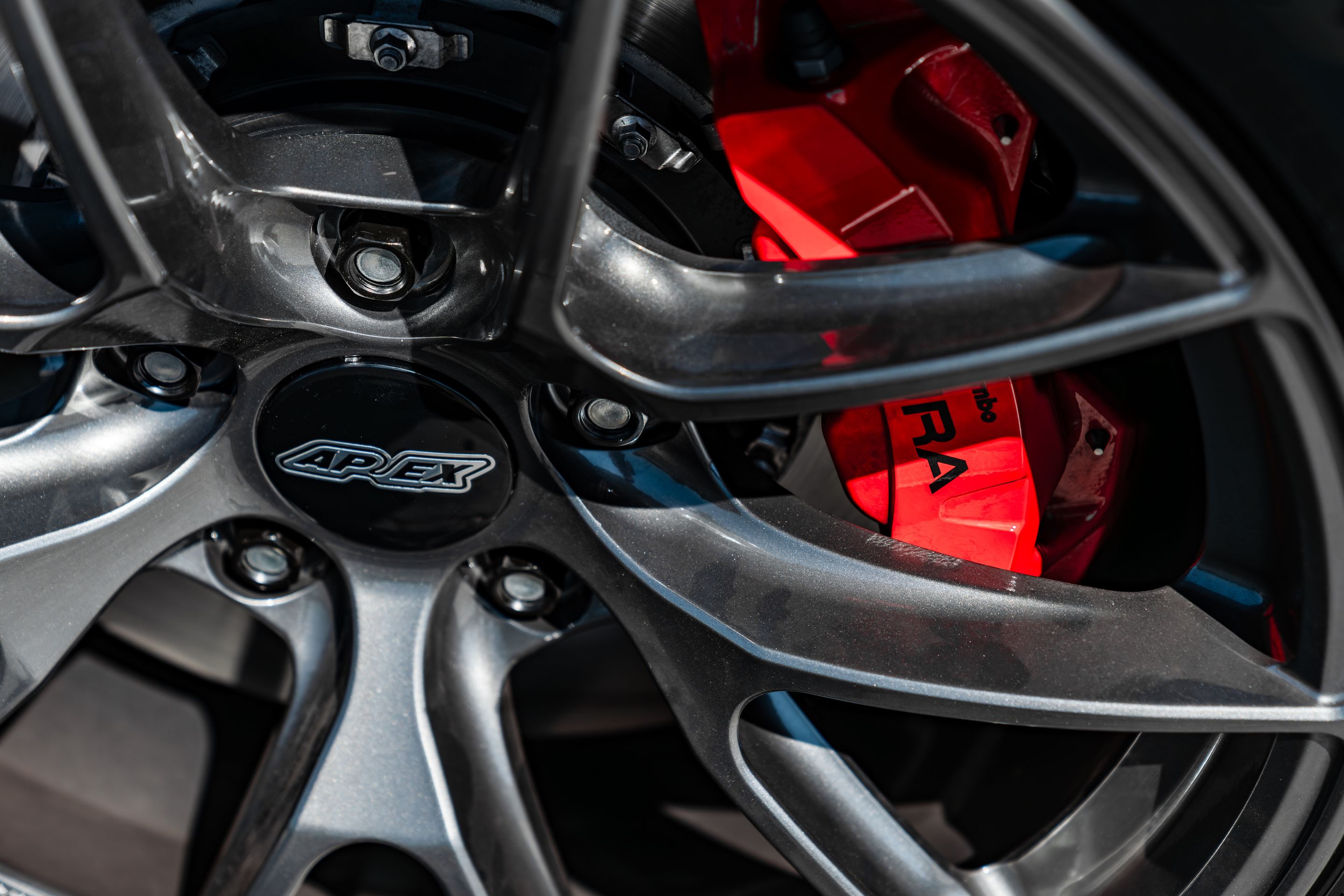 White Acura DE5 Integra Type-S with 18" VS-5RS Apex wheels in Anthracite