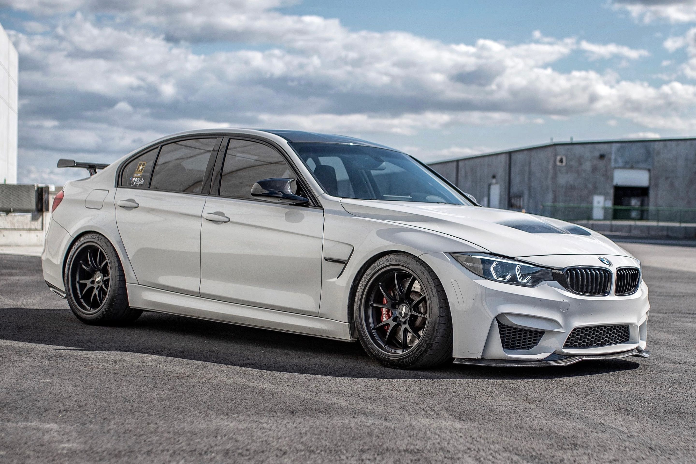 White BMW F80 M3 with 18" FL-5 Apex wheels in Satin Black