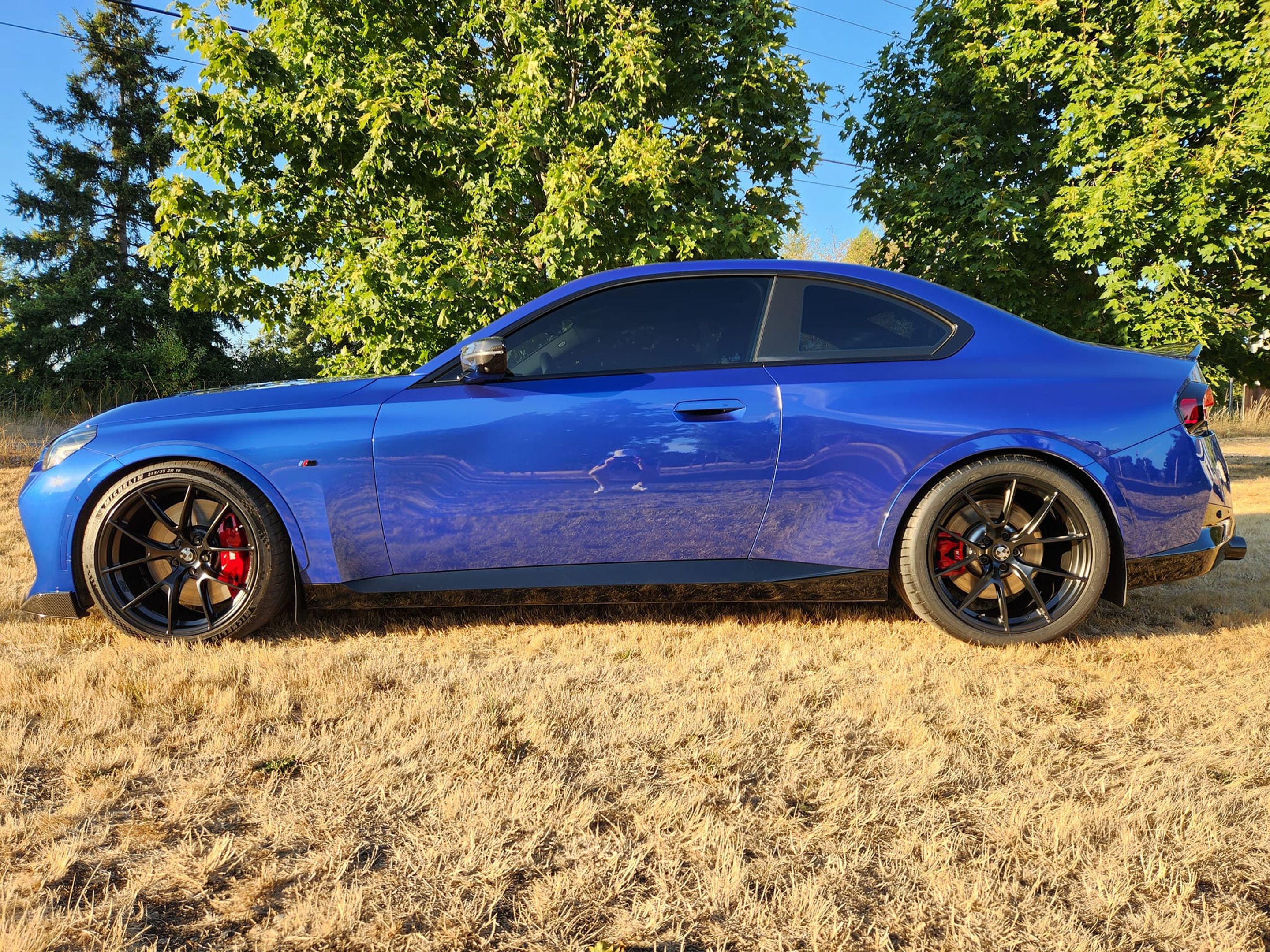 Blue BMW G42 2 Series with 19" VS-5RS Apex wheels in Satin Black