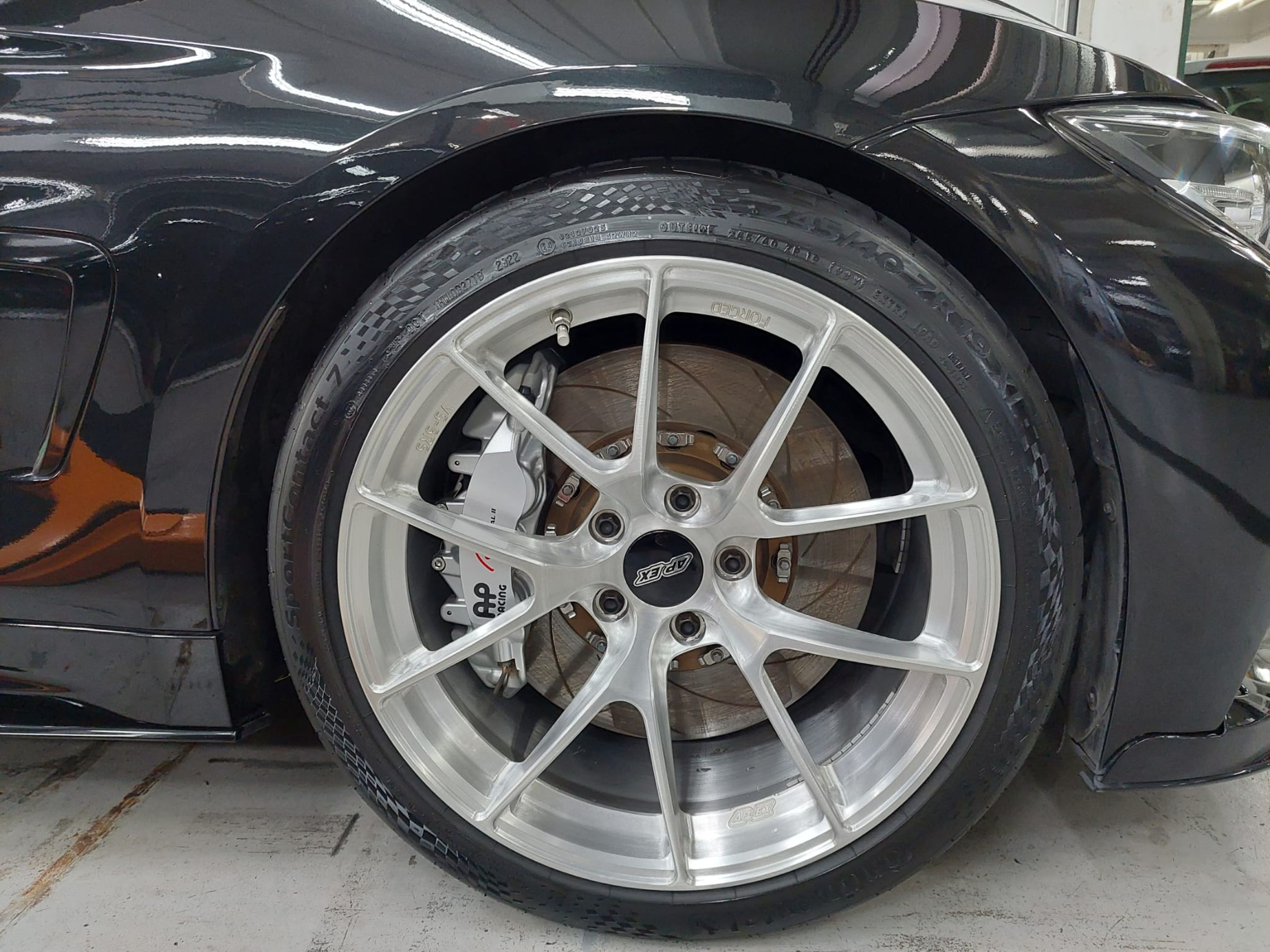 Black BMW F36 Gran Coupe 4 Series with 19" VS-5RS Apex wheels in Brushed Clear