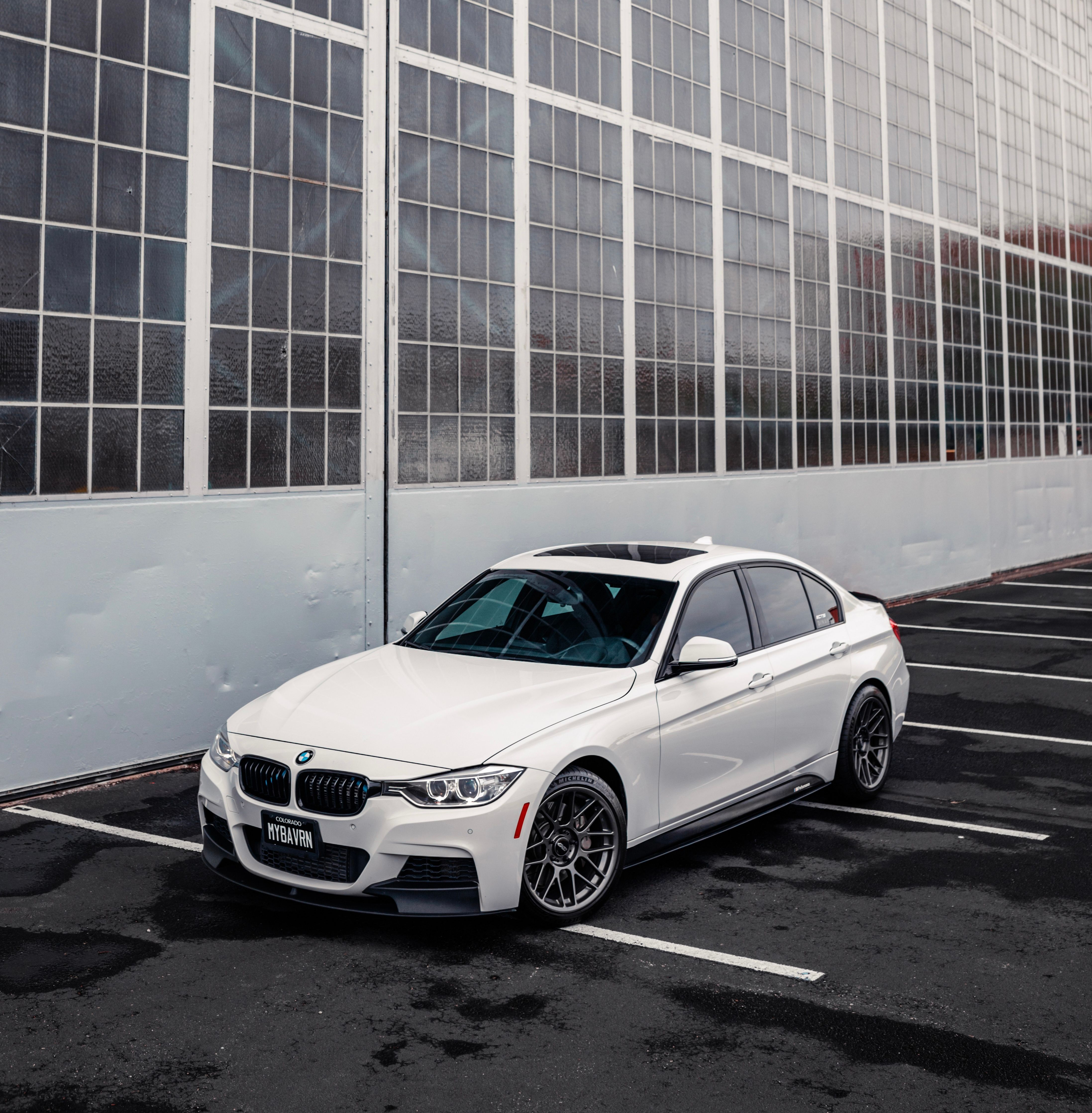 BMW F30 Sedan 3 Series with 18