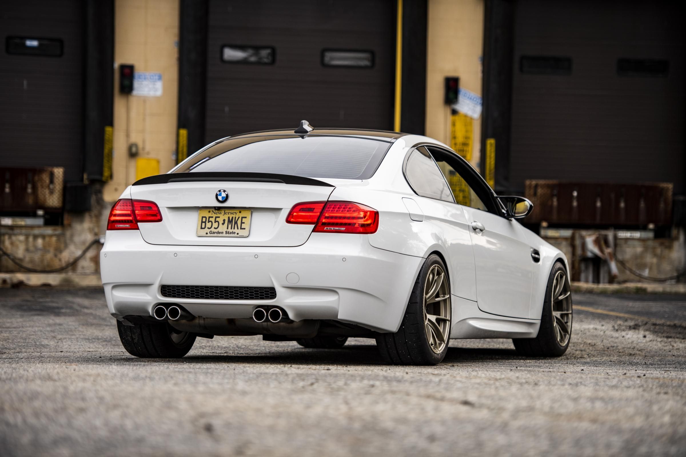 White BMW E92 Coupe M3 with 18" VS-5RS Apex wheels in Motorsport Gold