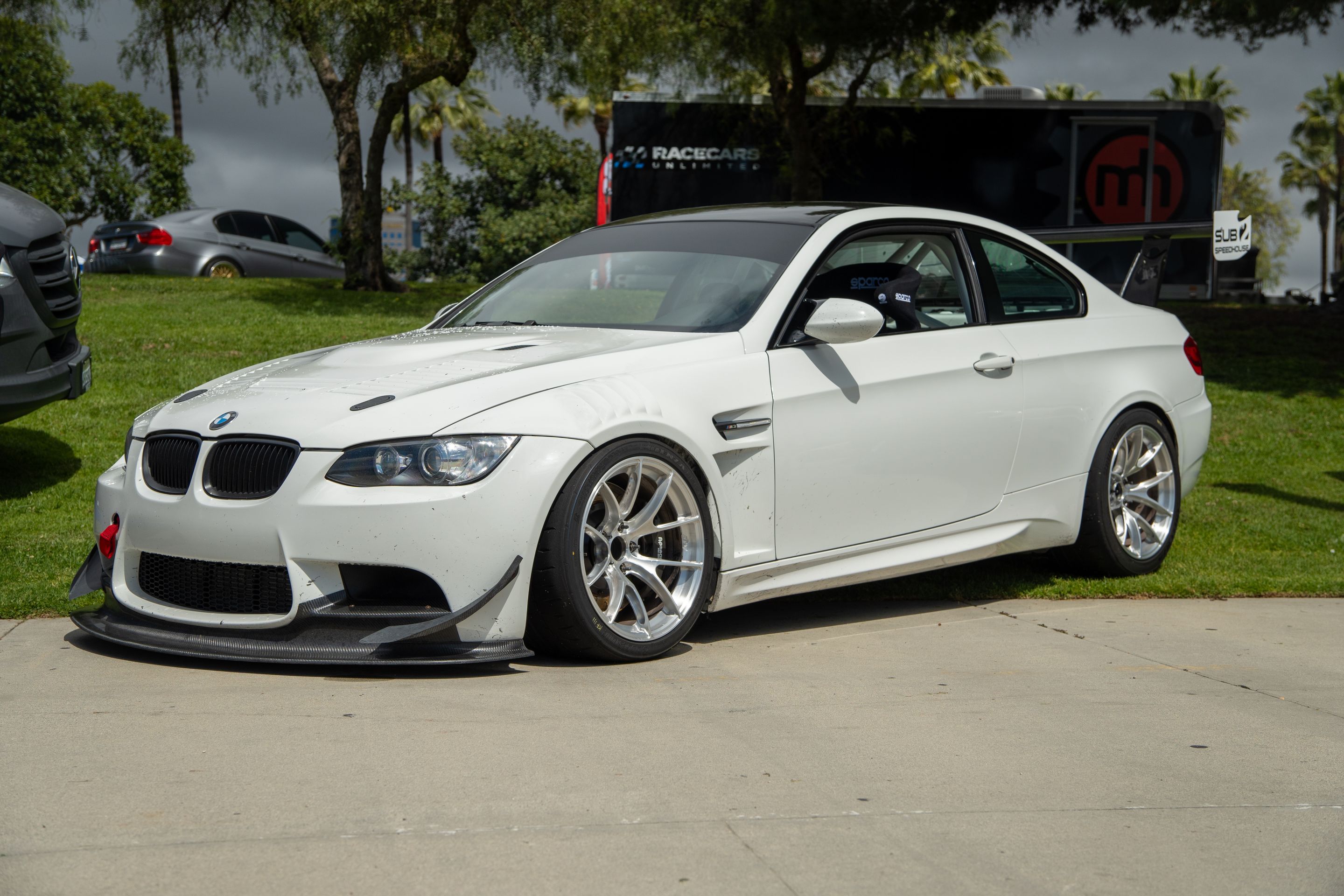 White BMW E92 Coupe M3 with 18" VS-5RS Apex wheels in Brushed Clear