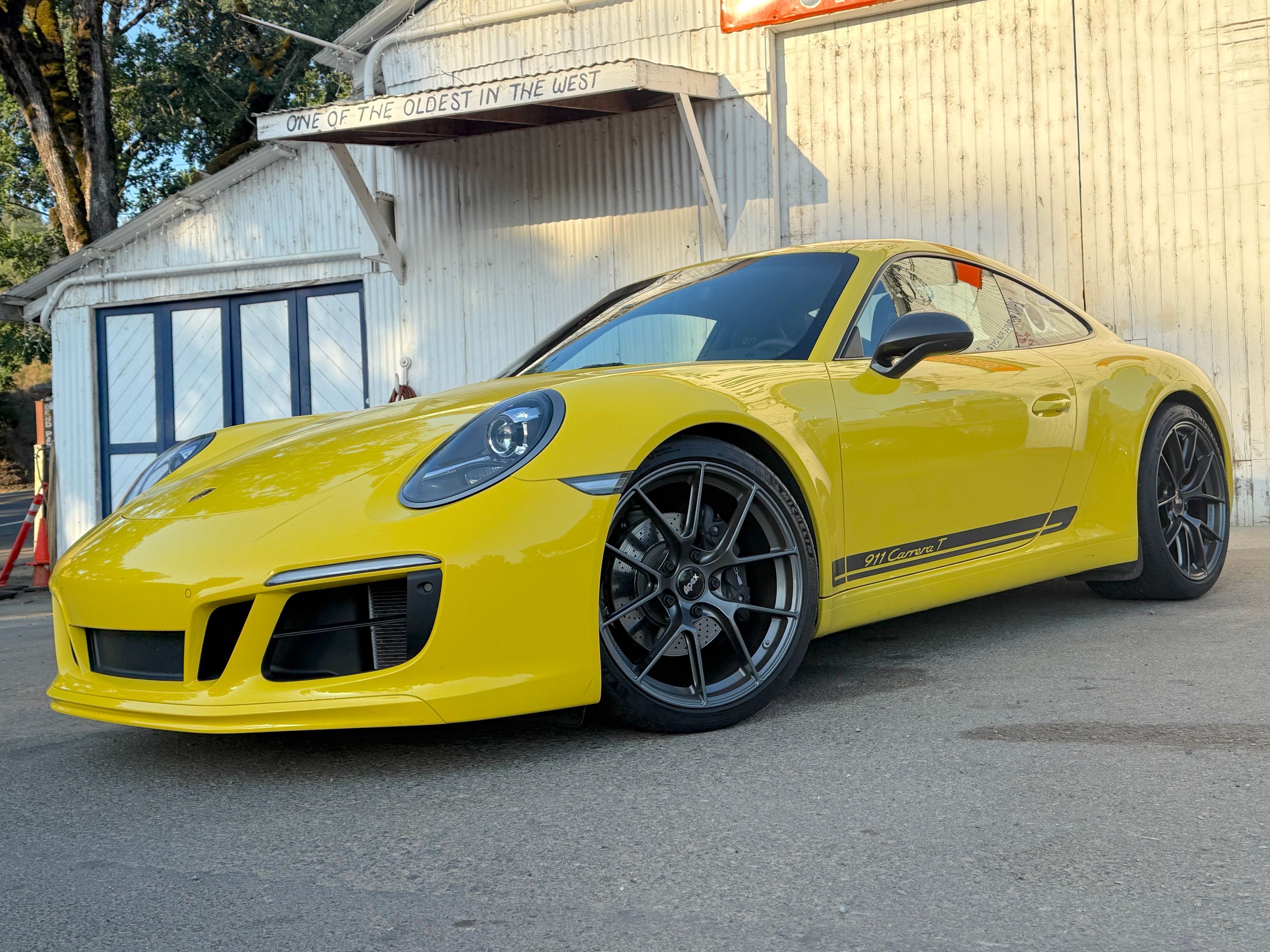 Yellow Porsche 911 991.2 Carrera T with 20" VS-5RS Apex wheels in Anthracite