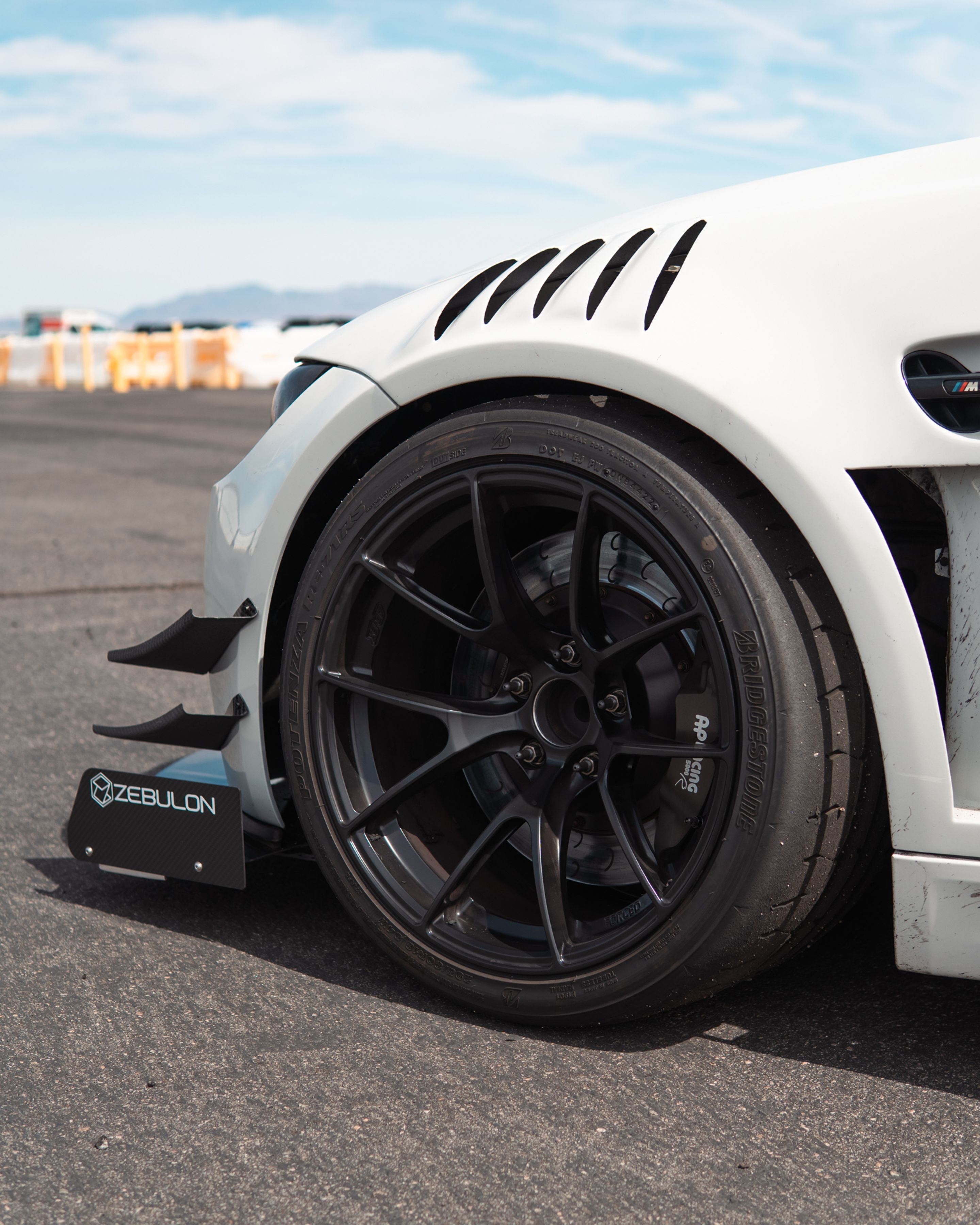 White BMW E92 Coupe M3 with 18" VS-5RS Apex wheels in Satin Black