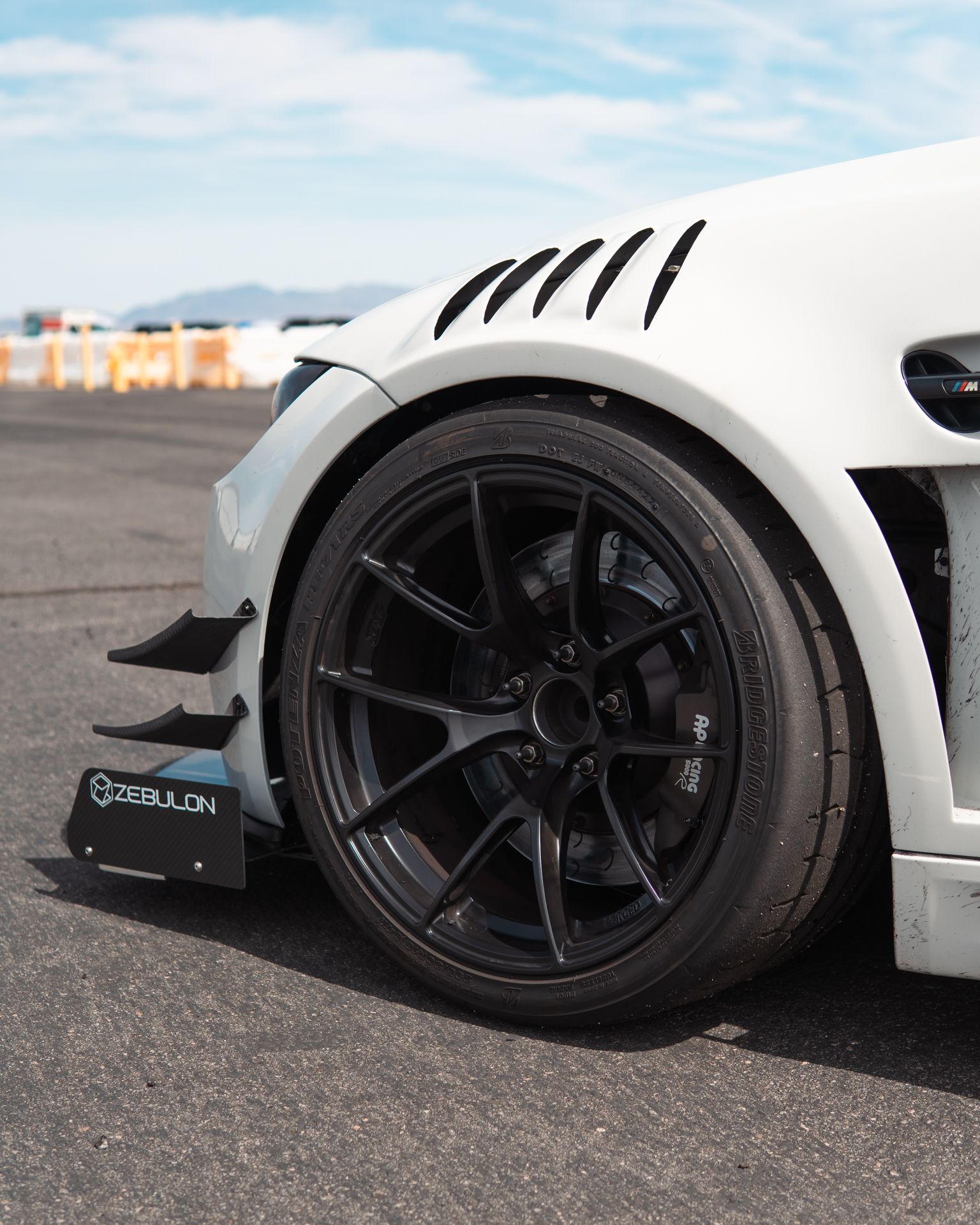 White BMW E92 Coupe M3 with 18" VS-5RS Apex wheels in Satin Black