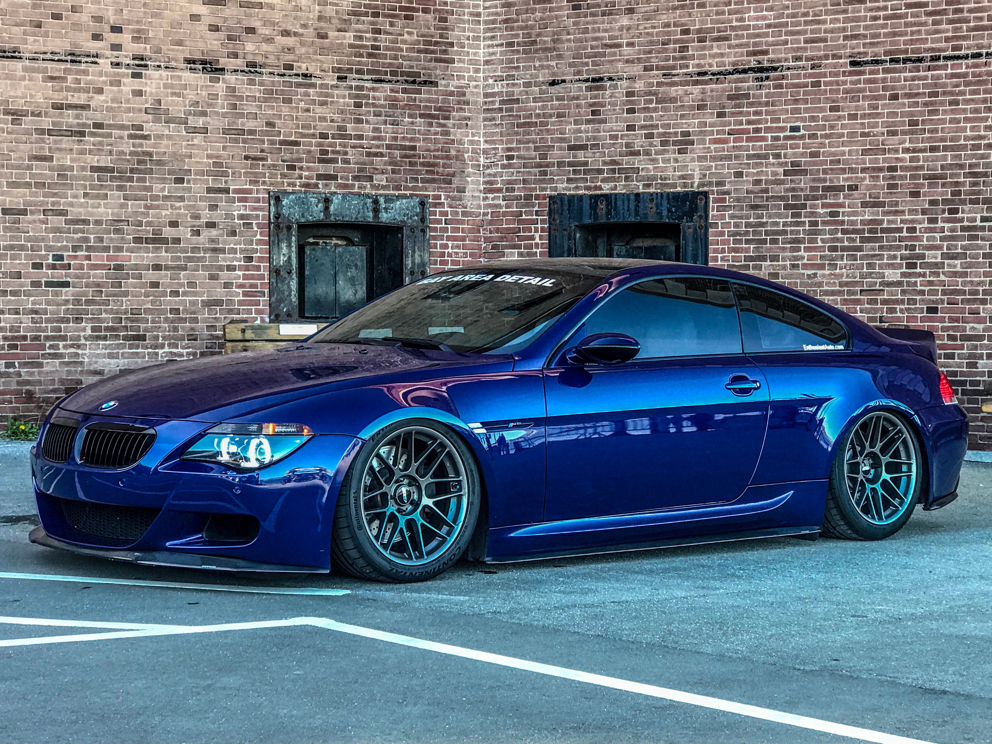 Blue BMW M6 - ARC-8 in Anthracite