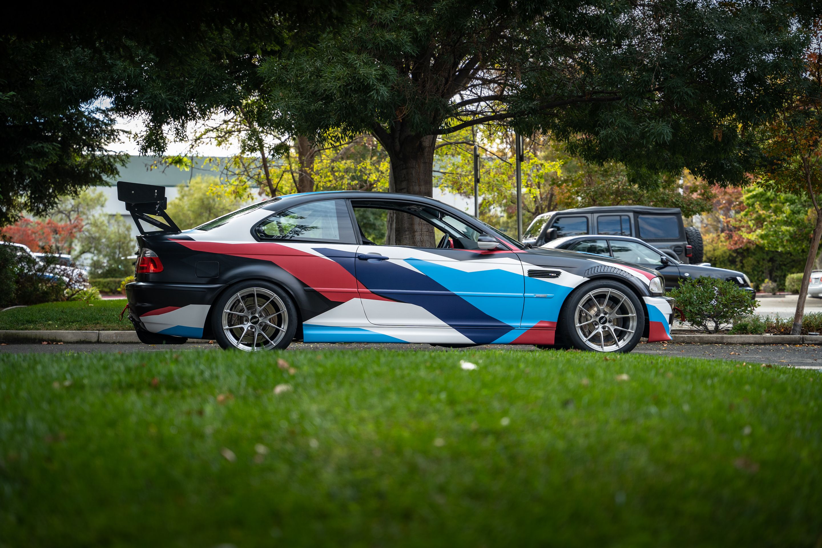 Multicolor BMW E46 M3 with 18" VS-5RS Apex wheels in Brushed Clear