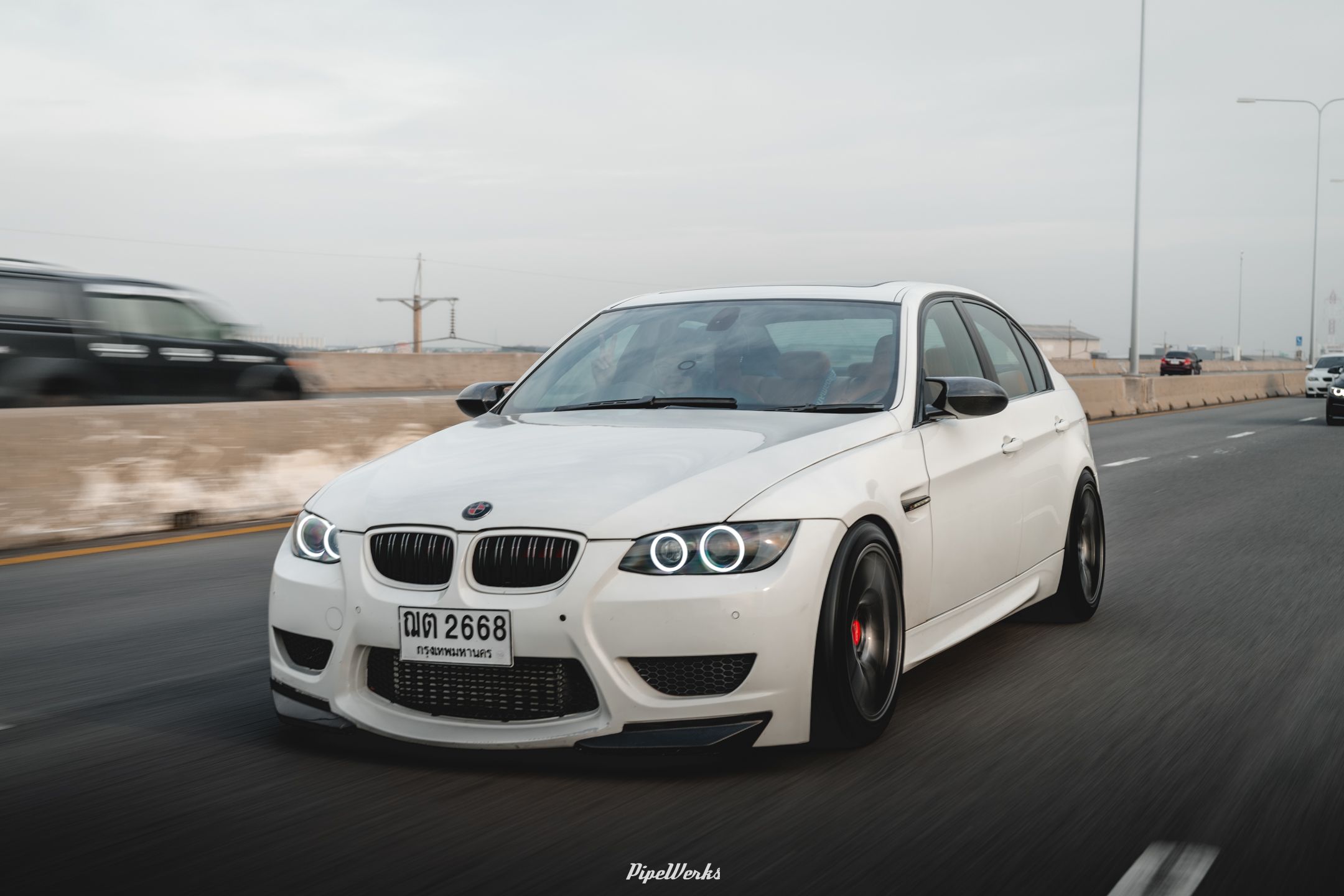 BMW E90 Sedan 3 Series with 18