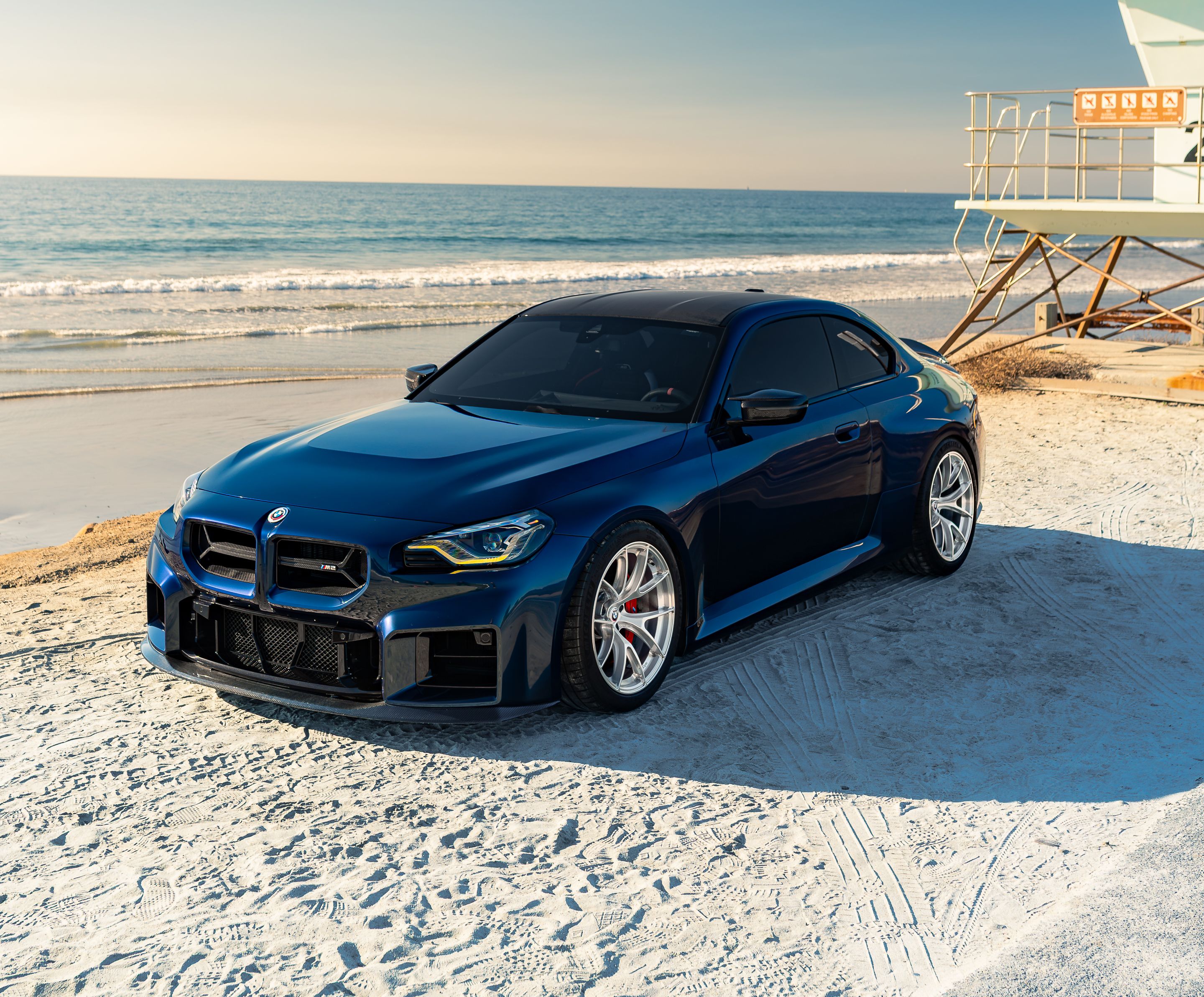 Blue BMW G87 M2 with 19" VS-5RS Apex wheels in Brushed Clear