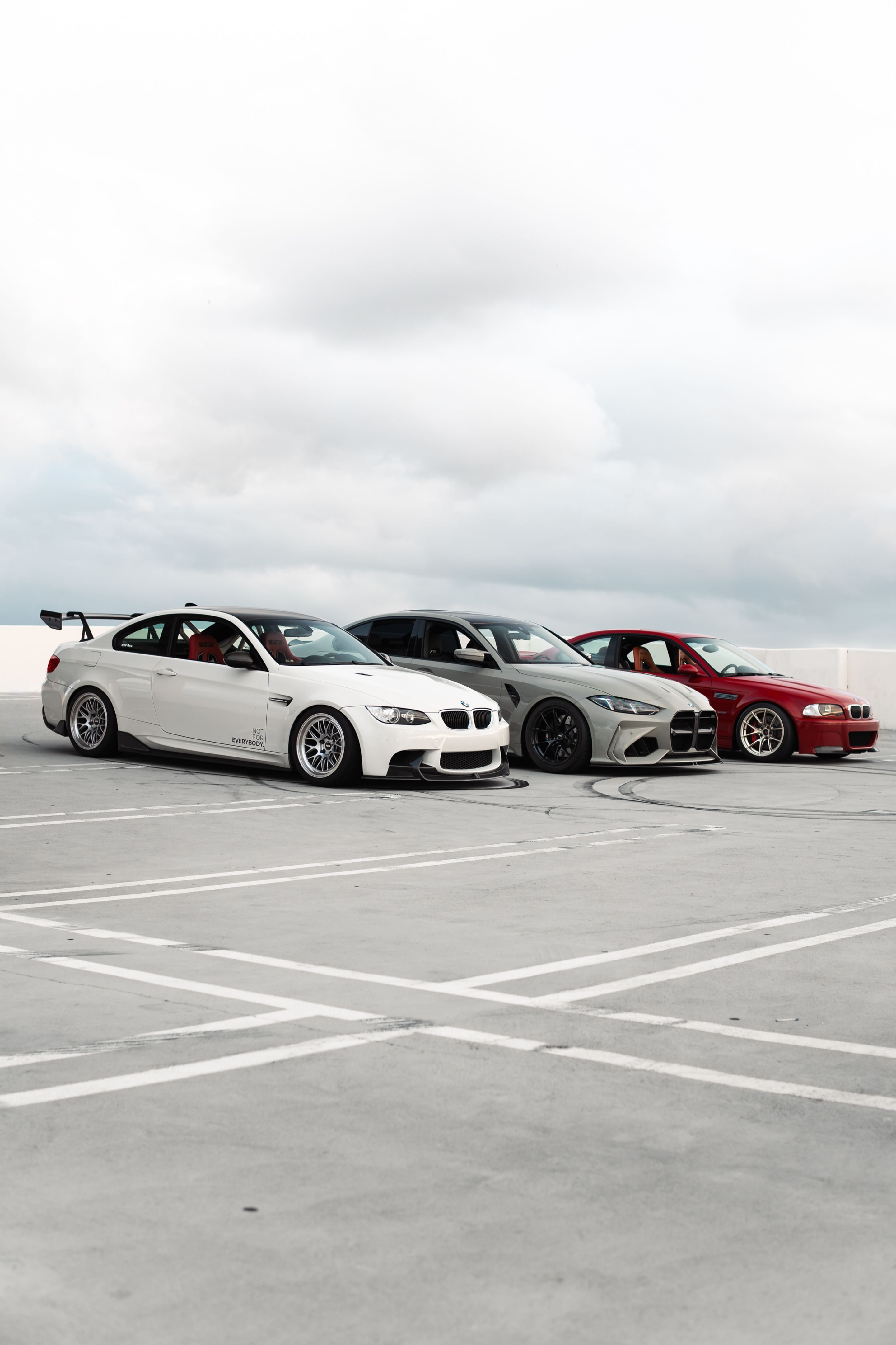 White BMW E92 Coupe M3 with 18" ML-10RT Apex wheels in Machined Lip Race Silver