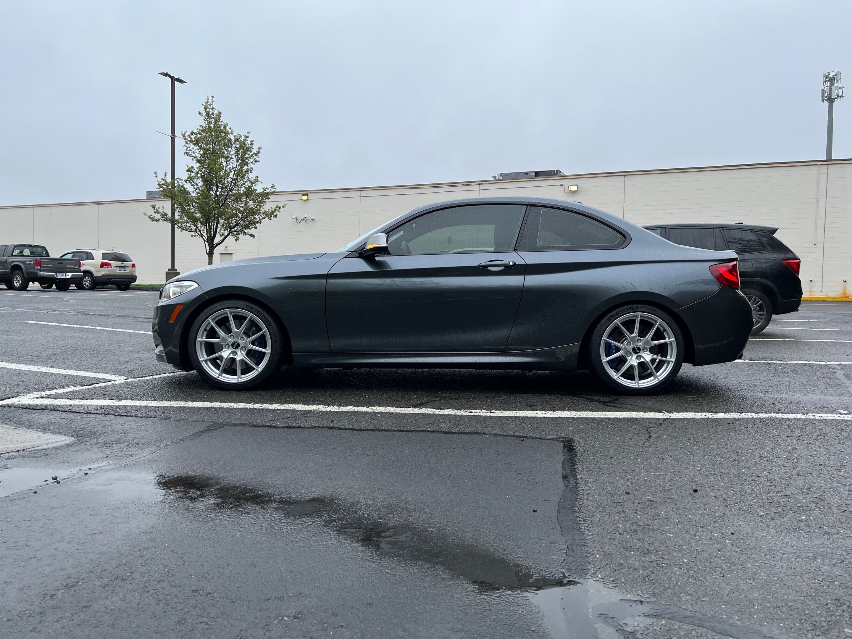 Grey BMW F22 Coupe 2 Series with 18" VS-5 Apex wheels in Race Silver
