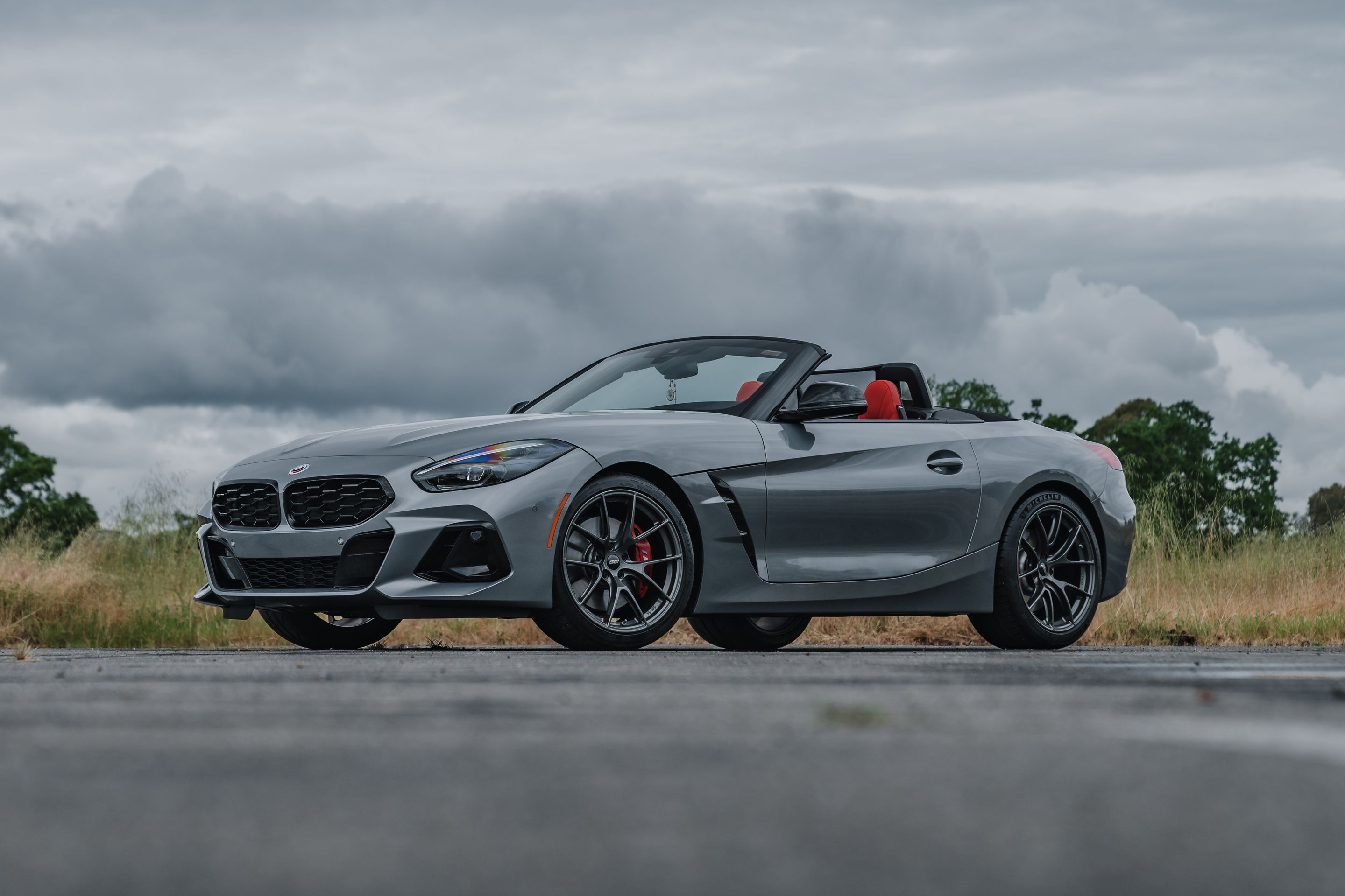 Grey BMW G29 Z4 with 19" VS-5RS Apex wheels in Anthracite