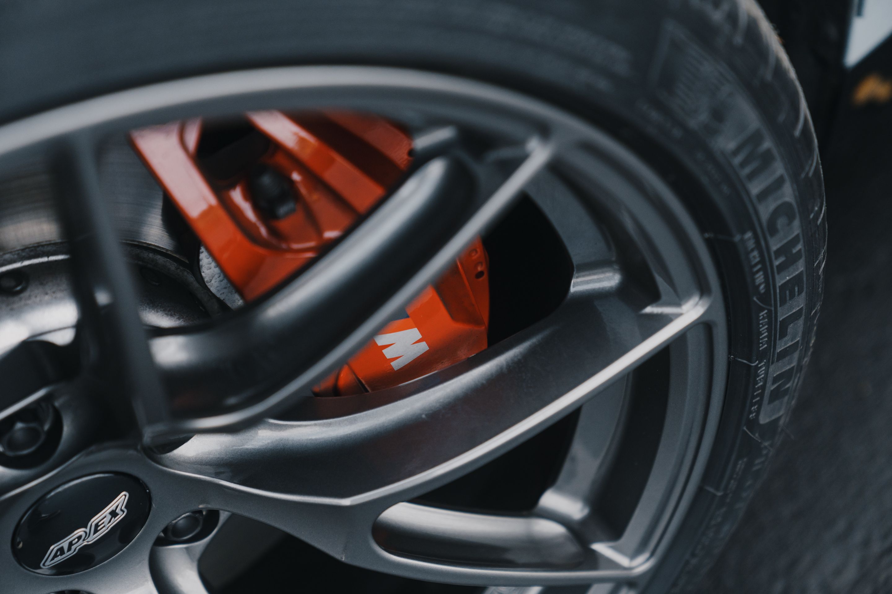 Grey BMW G42 2 Series with 19" VS-5RS Apex wheels in Anthracite