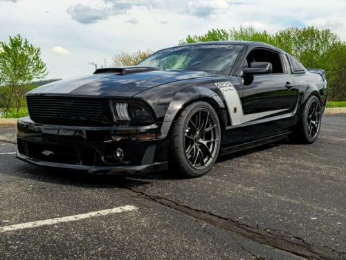 Black Ford Mustang - VS-5RS in Anthracite