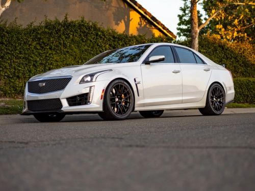 White Cadillac CTS-V - EC-7RS in Satin Black