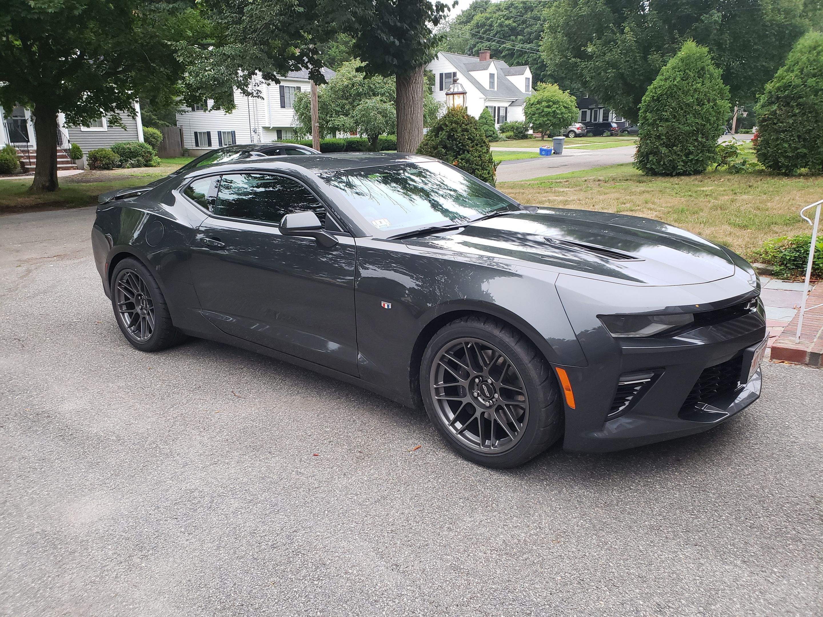 Grey Chevrolet 6th Gen Camaro SS with 19" ARC-8 Apex wheels in Anthracite