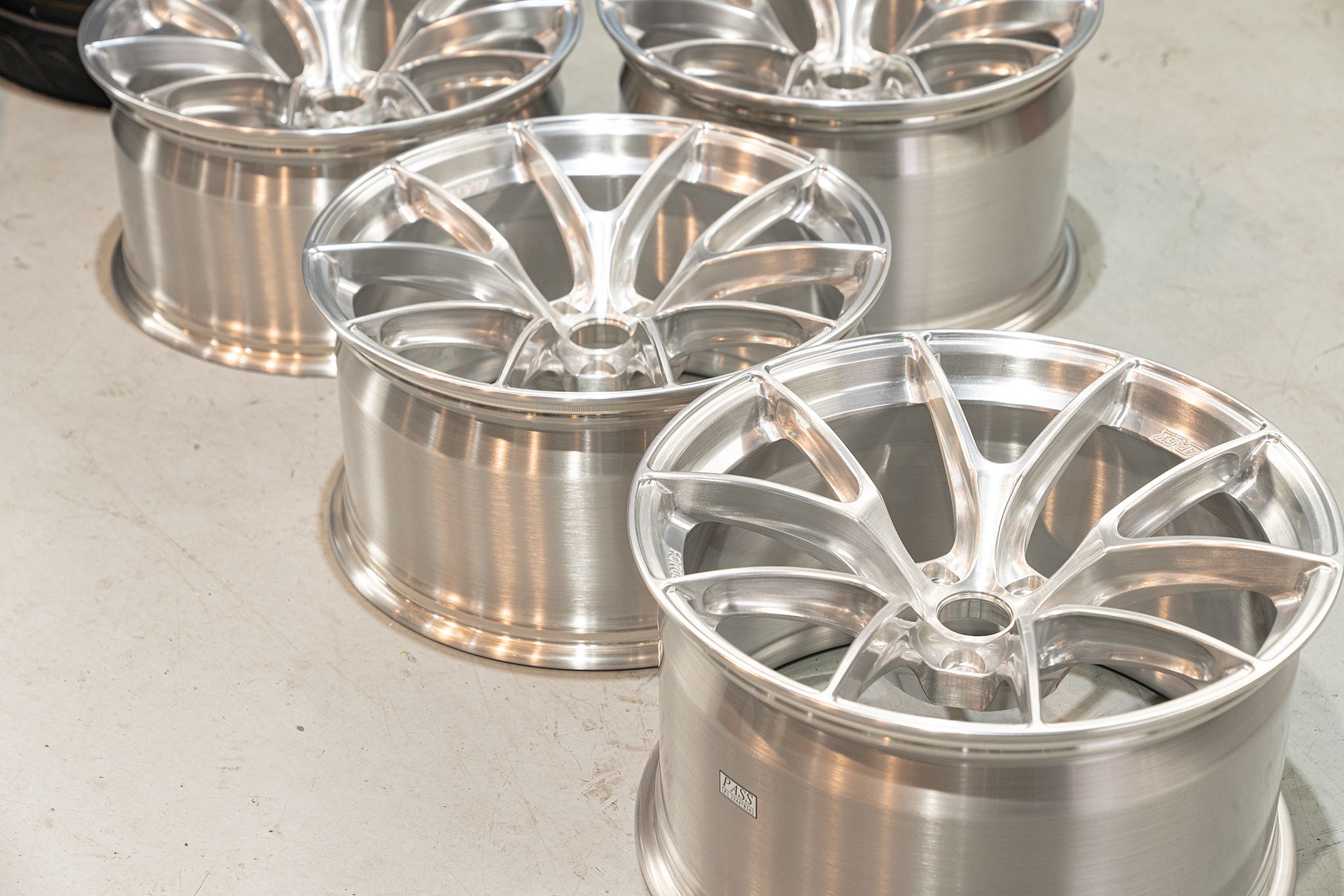 Grey BMW G80 M3 with 19" VS-5RS Apex wheels in Brushed Clear