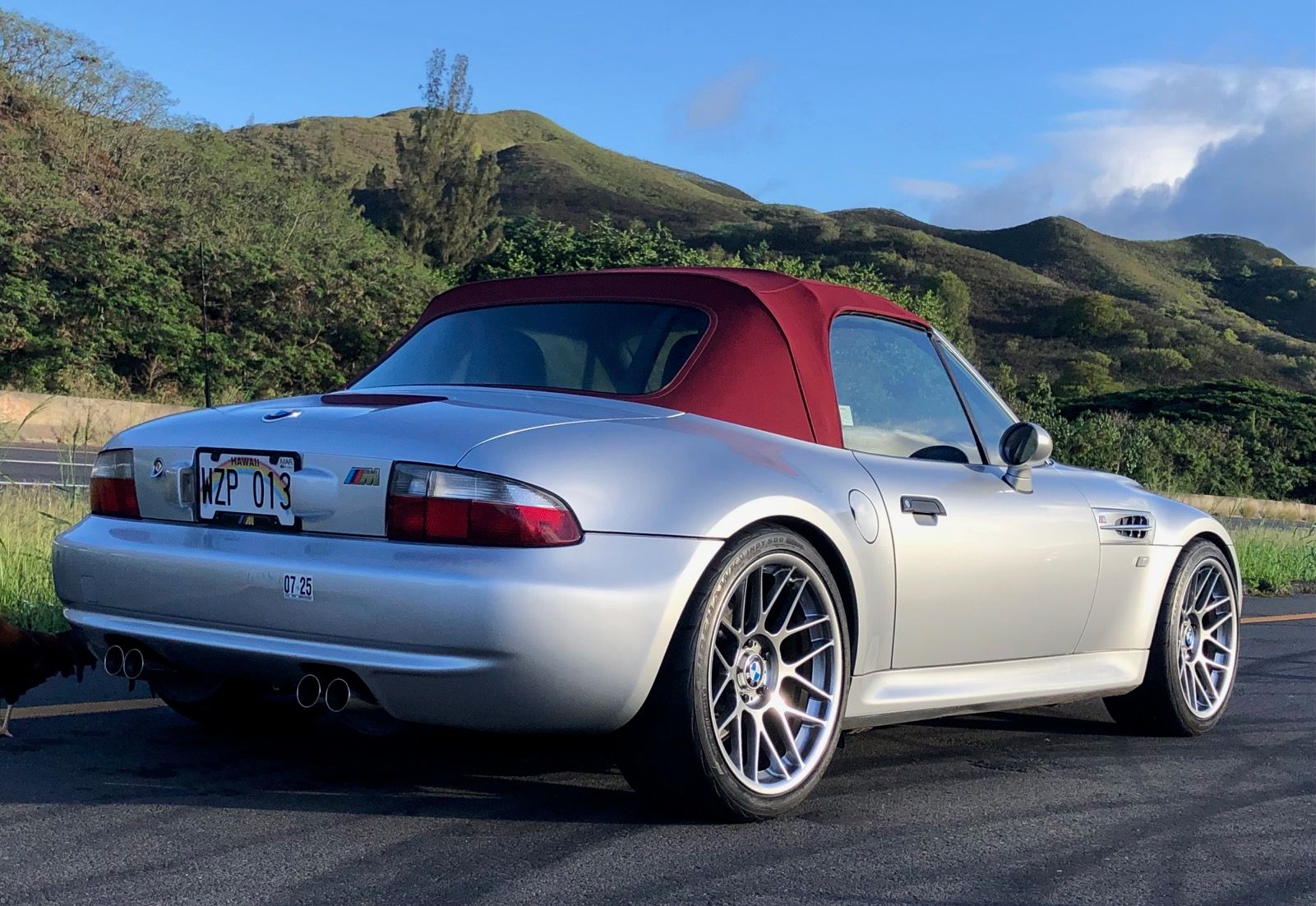 Silver BMW E36/7 Roadster Z3 M with 18" ARC-8 Apex wheels in Hyper Black