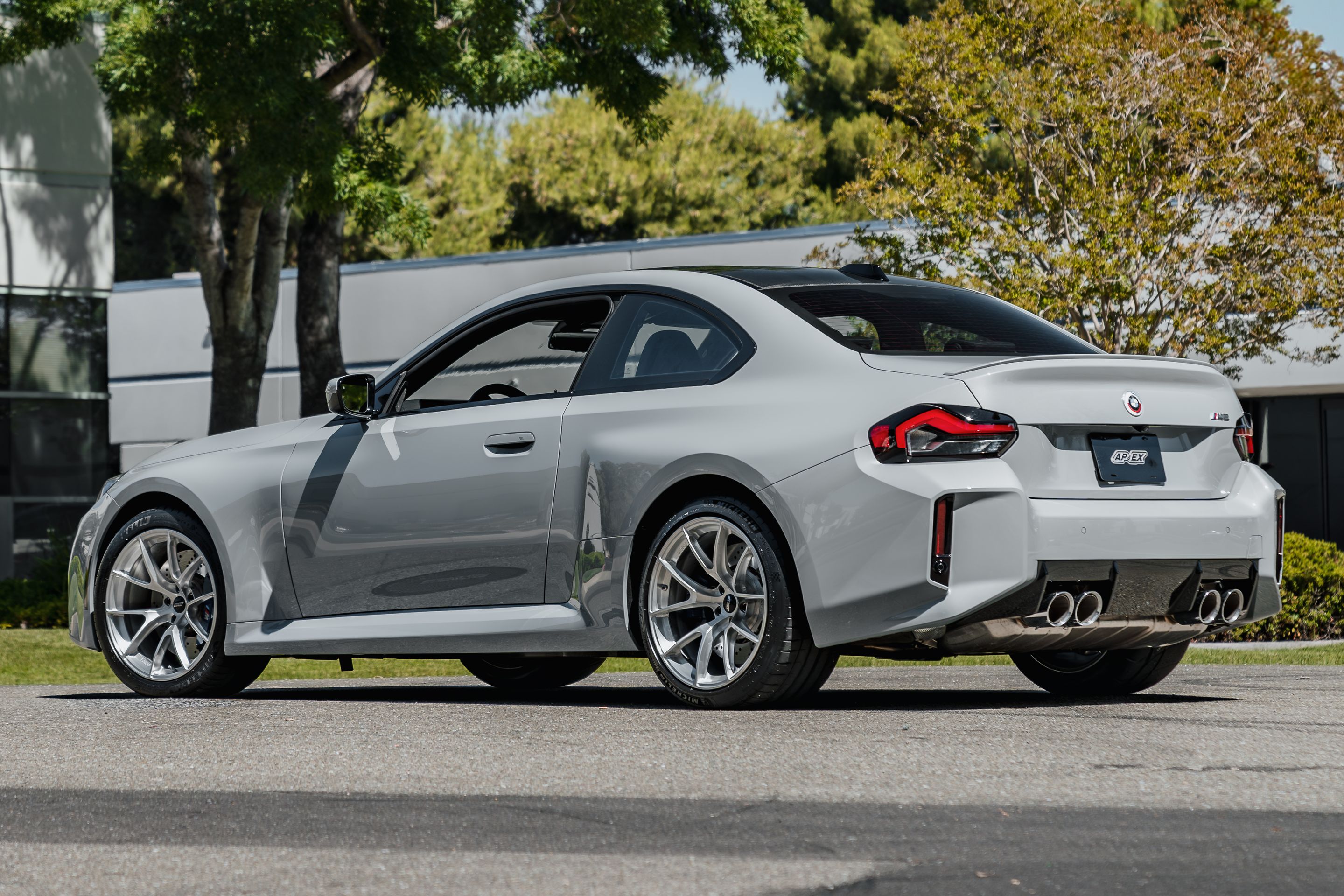 Grey BMW G87 M2 with 19" VS-5RS Apex wheels in Brushed Clear