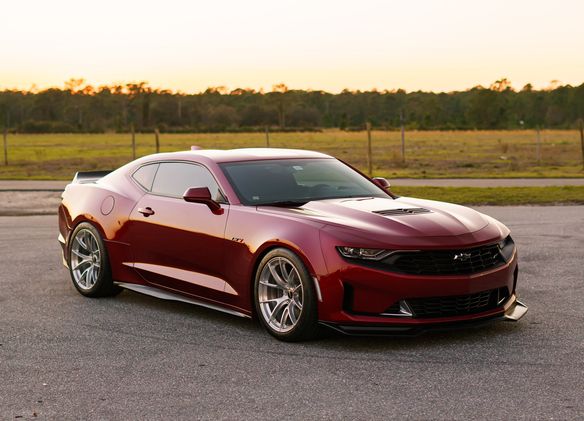 Chevrolet 6th Gen Camaro LT1 with 19" VS-5RS in Brushed Clear