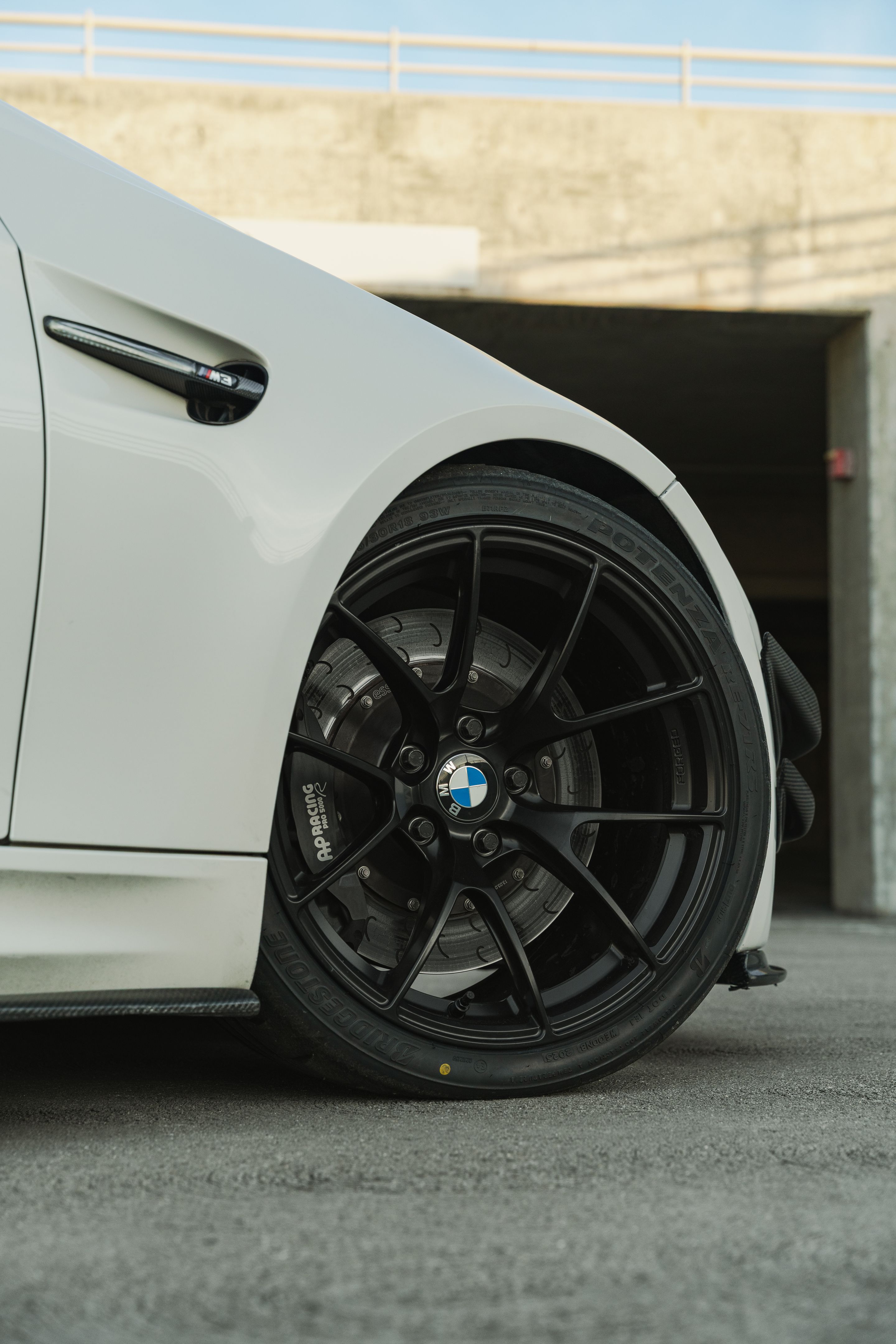 White BMW E92 Coupe M3 with 18" VS-5RS Apex wheels in Satin Black