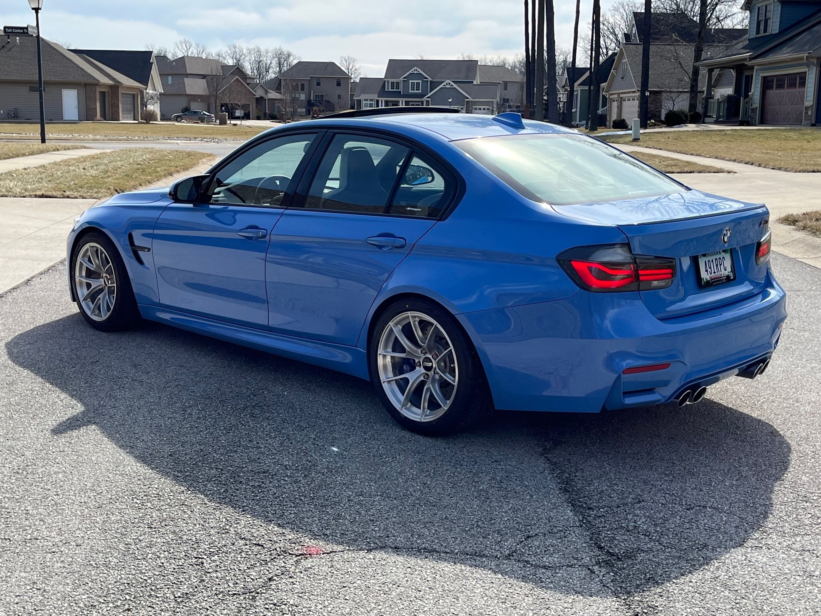 Blue BMW F80 M3 with 18" VS-5RS Apex wheels in Brushed Clear