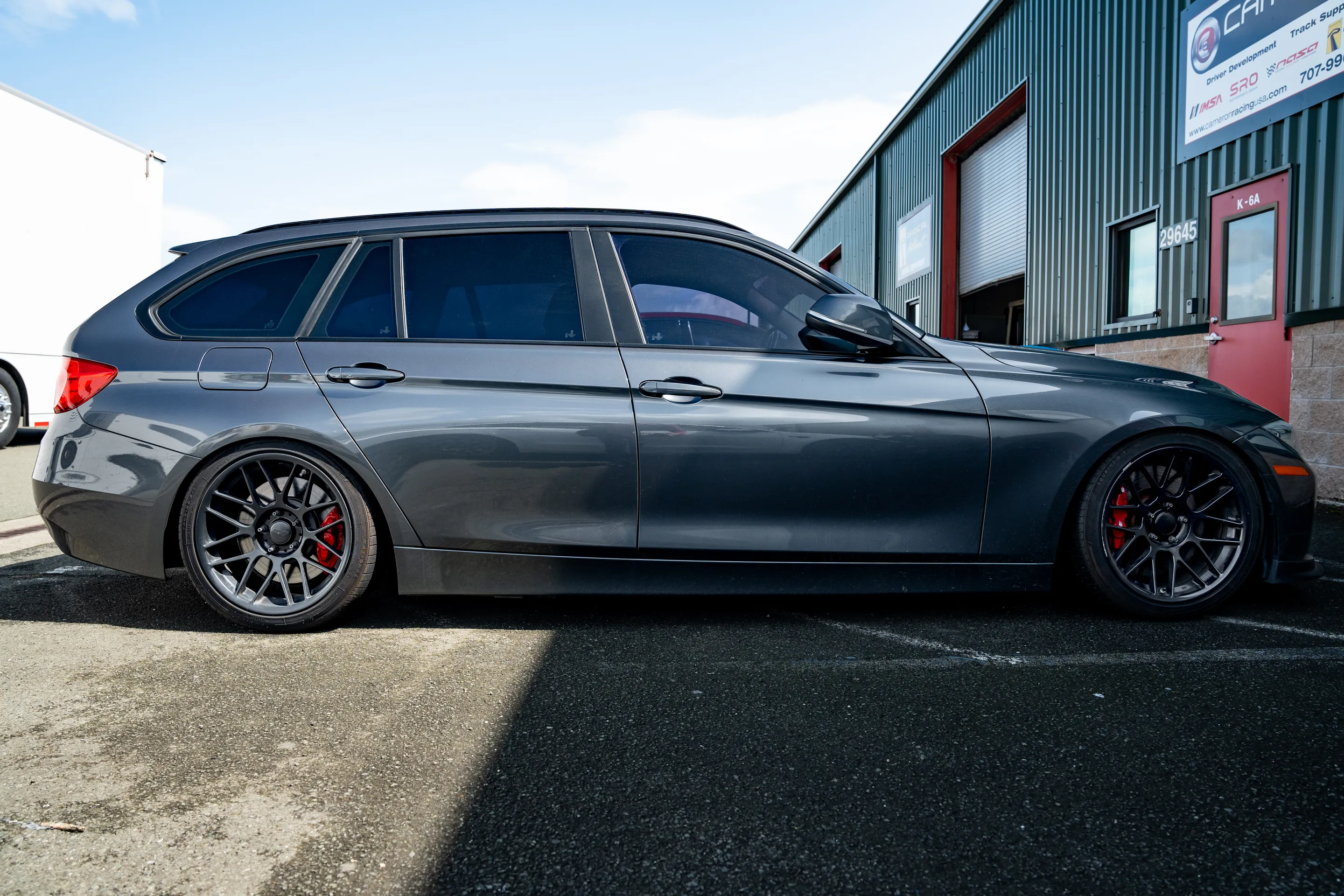BMW F31 Wagon 3 Series with 18