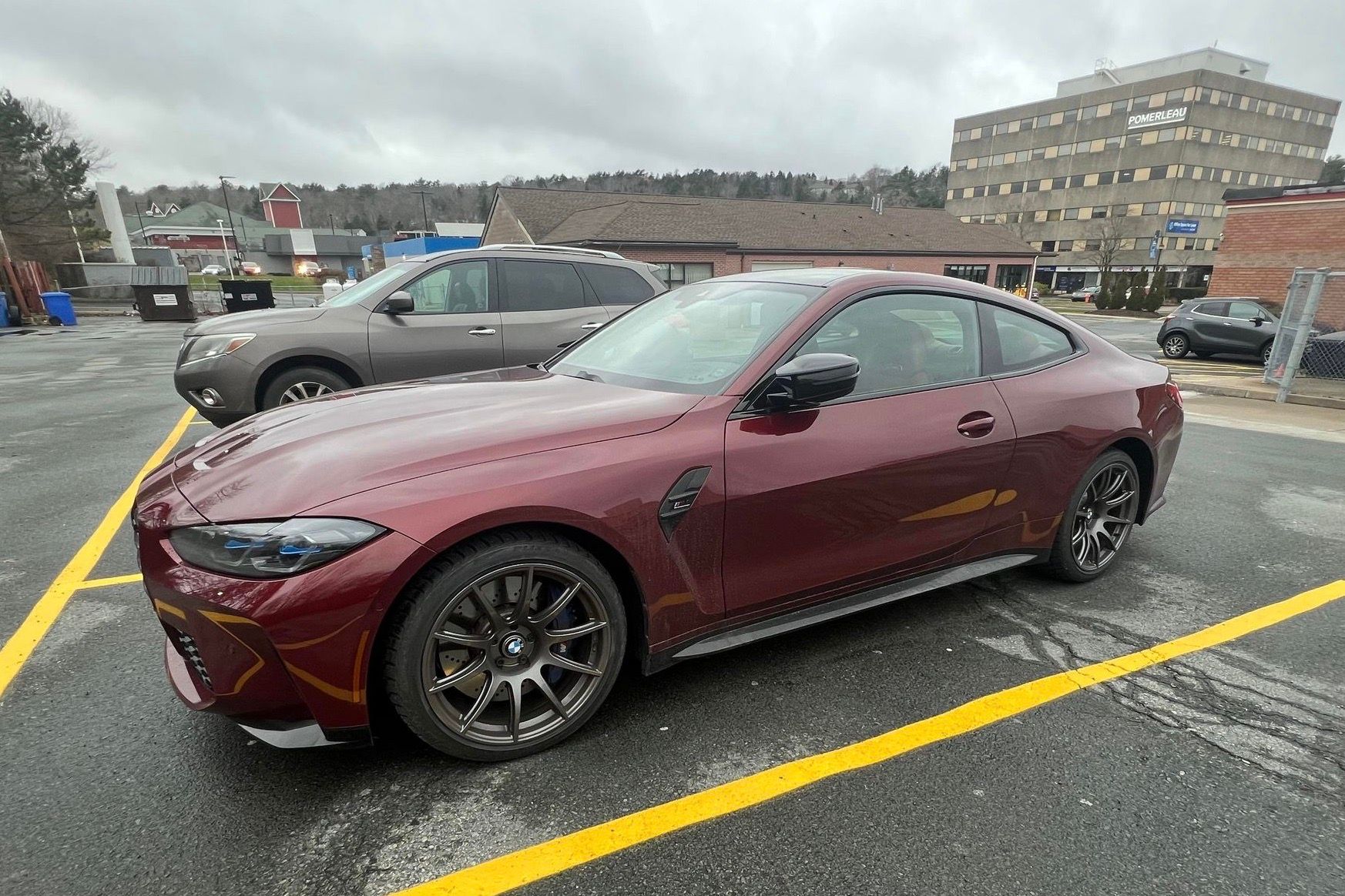 Red BMW G82 Coupe M4 with 19" SM-10 Apex wheels in Anthracite