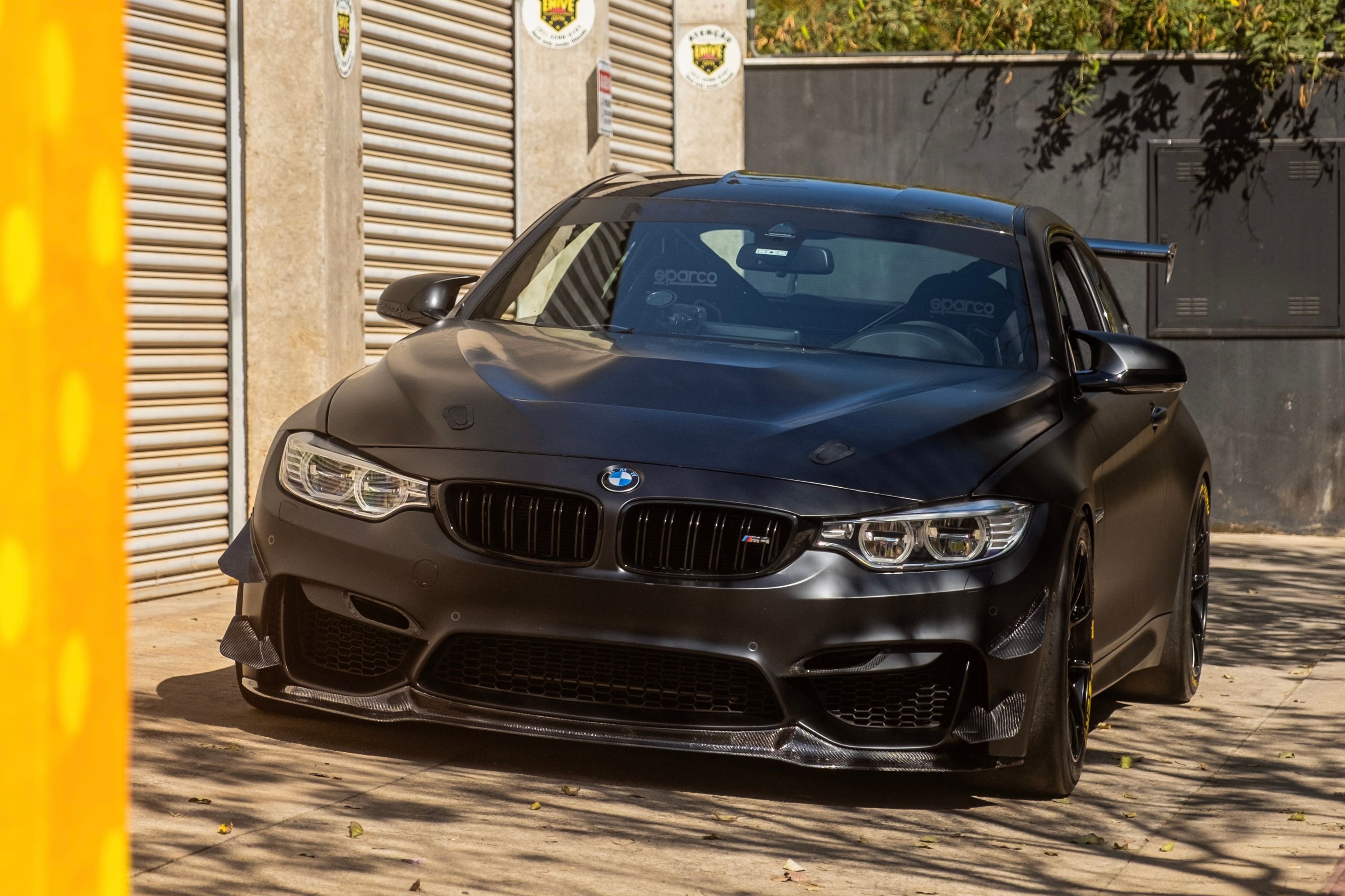 Black BMW F82 Coupe M4 with 18" VS-5RS Apex wheels in Satin Black