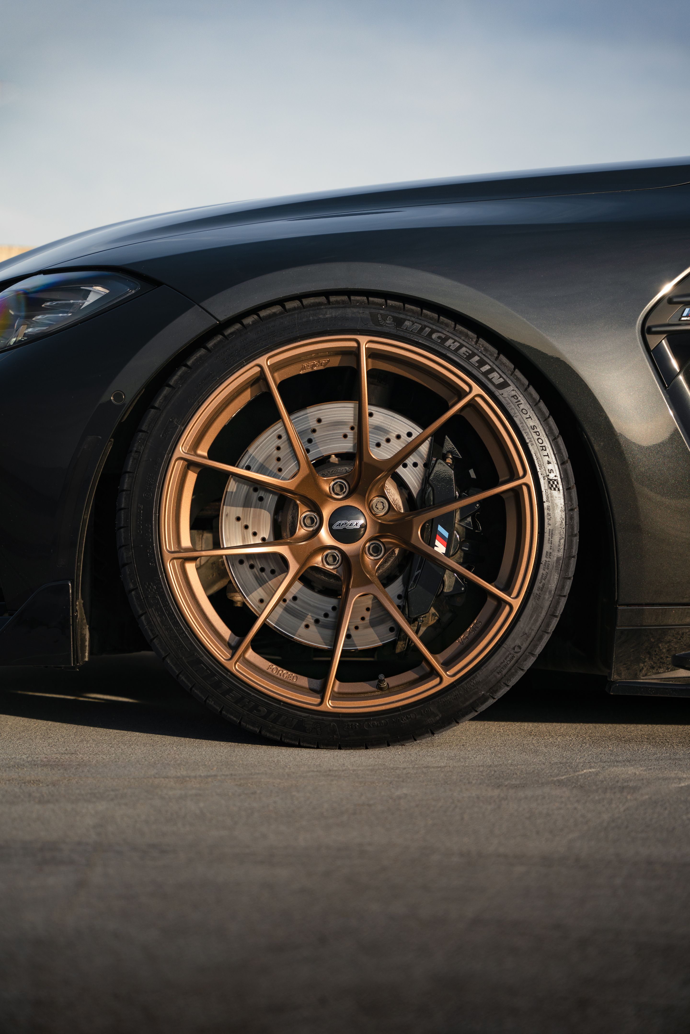 Black BMW G82 Coupe M4 with 20" VS-5RS Apex wheels in Satin Bronze