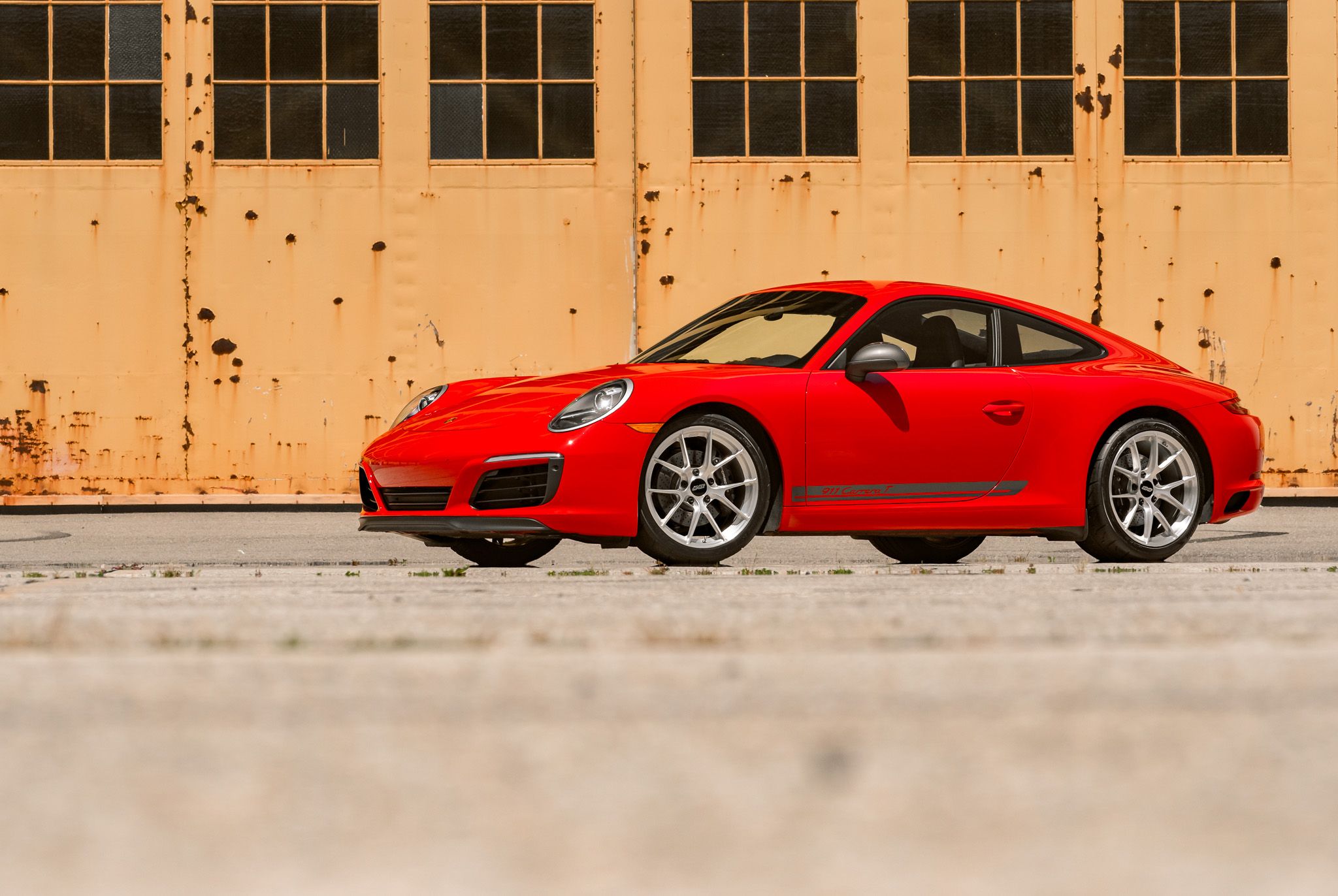 Red Porsche 911 991.2 Carrera T with 19" VS-5RS Apex wheels in Brushed Clear
