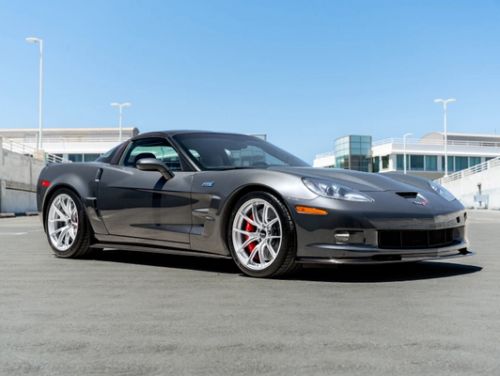 Grey Chevrolet Corvette - VS-5RS in Race Silver