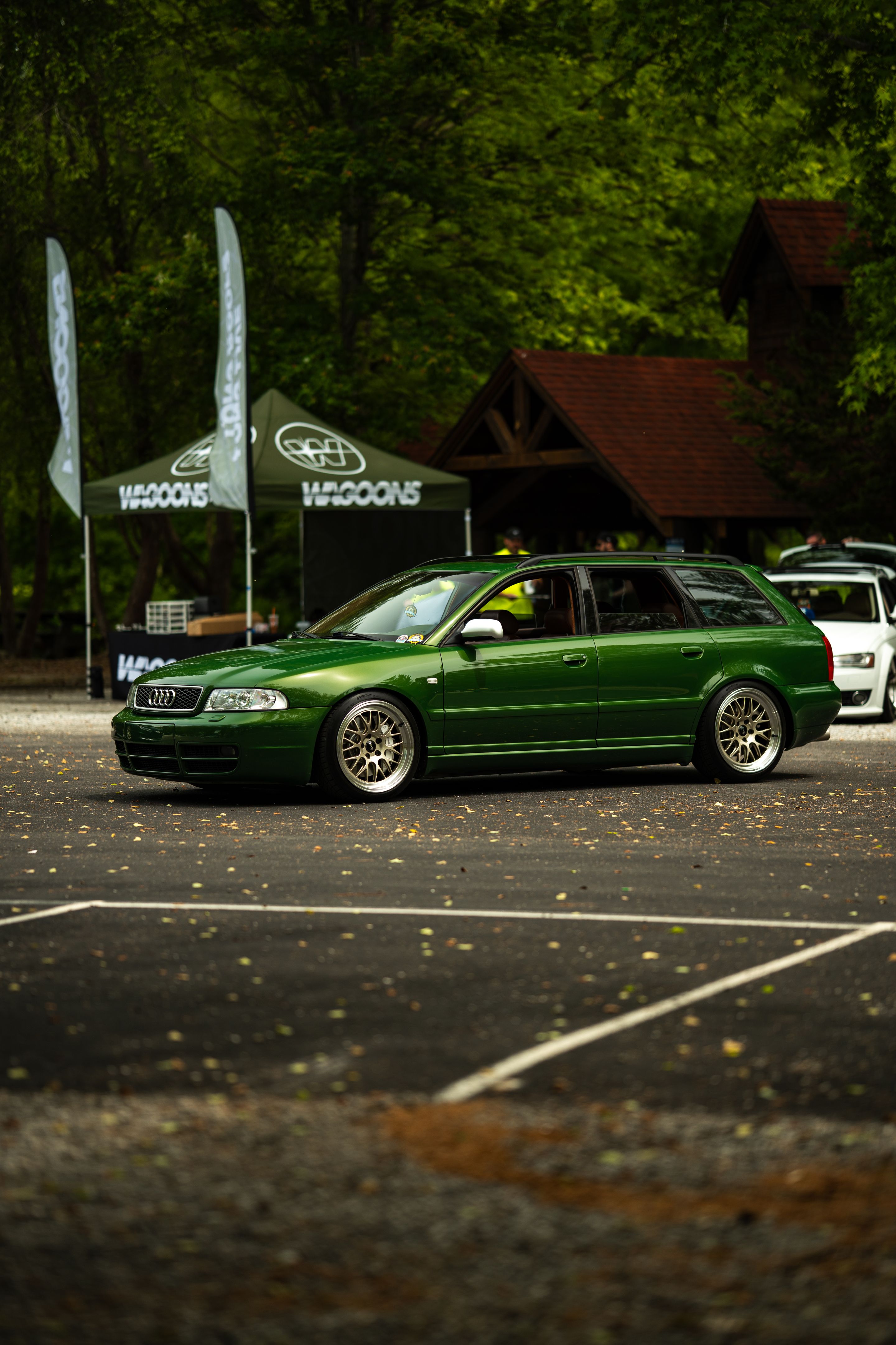 Green Audi B5 S4 Avant/Wagon with 18" ML-10RT Apex wheels in Machined Lip Gloss Motorsport Gold