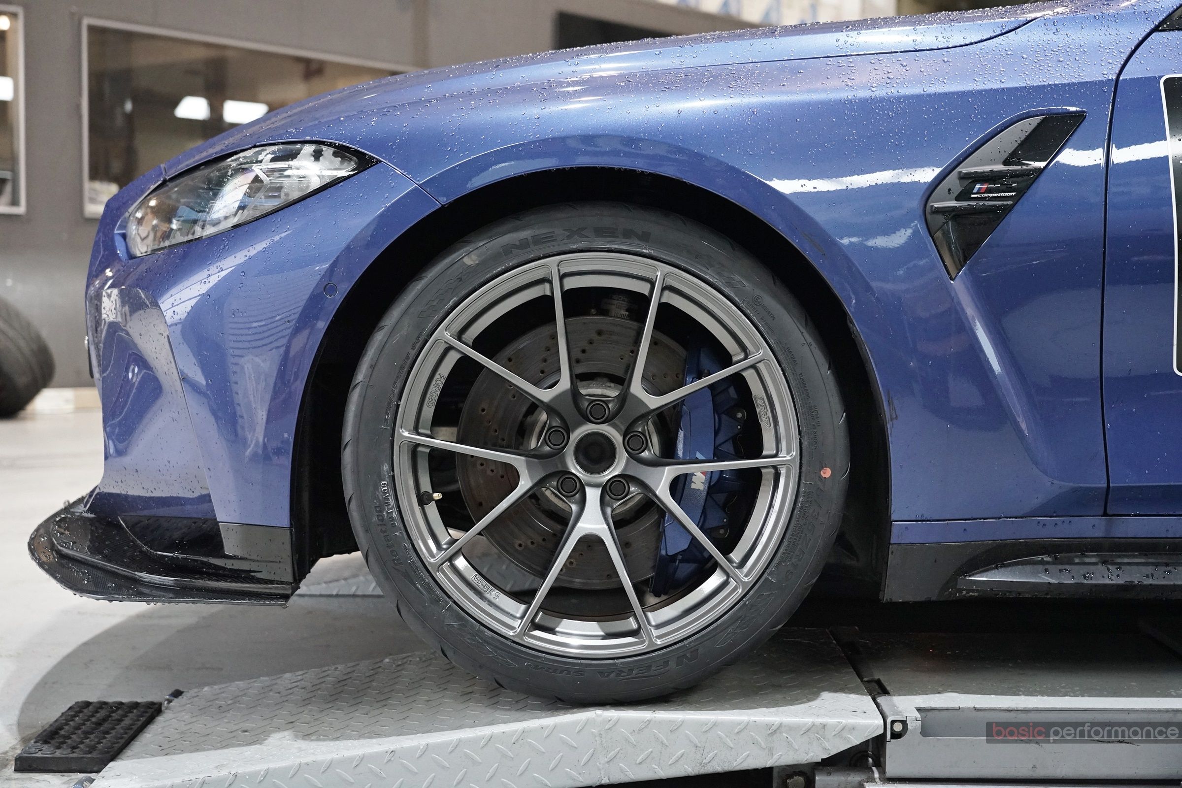 Blue BMW G80 M3 with 19" VS-5RS Apex wheels in Anthracite